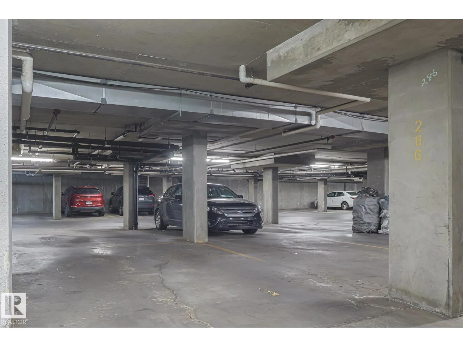 #120 7511 171 ST NW NW