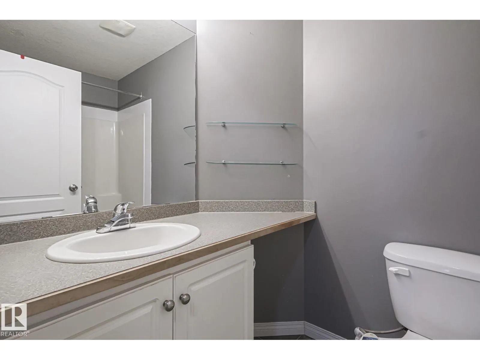 #120 7511 171 ST NW NW