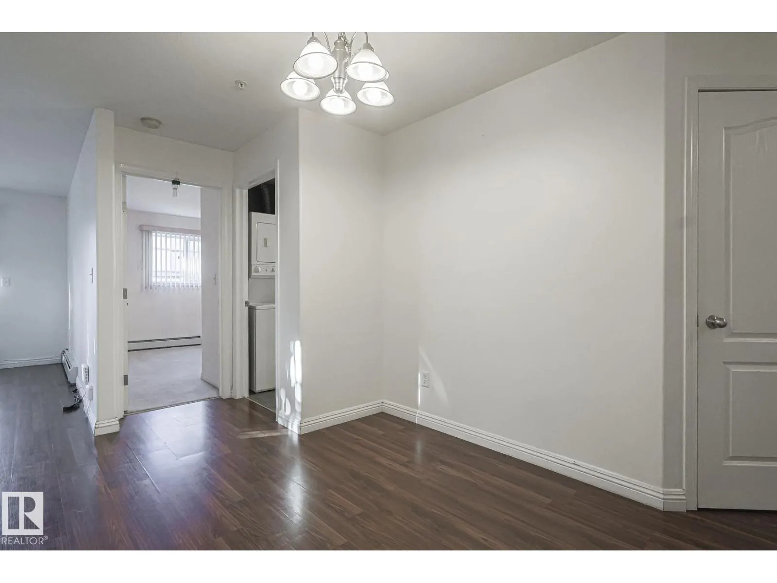 #120 7511 171 ST NW NW