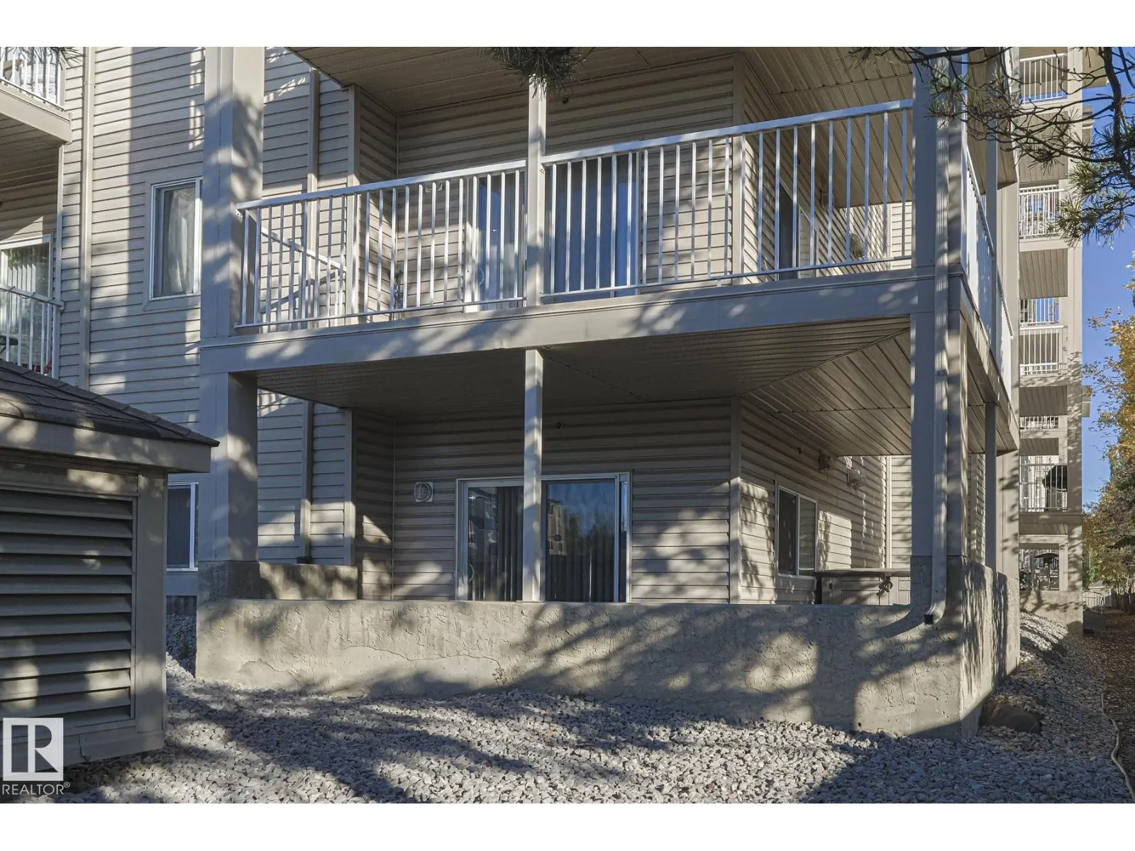 #120 7511 171 ST NW NW