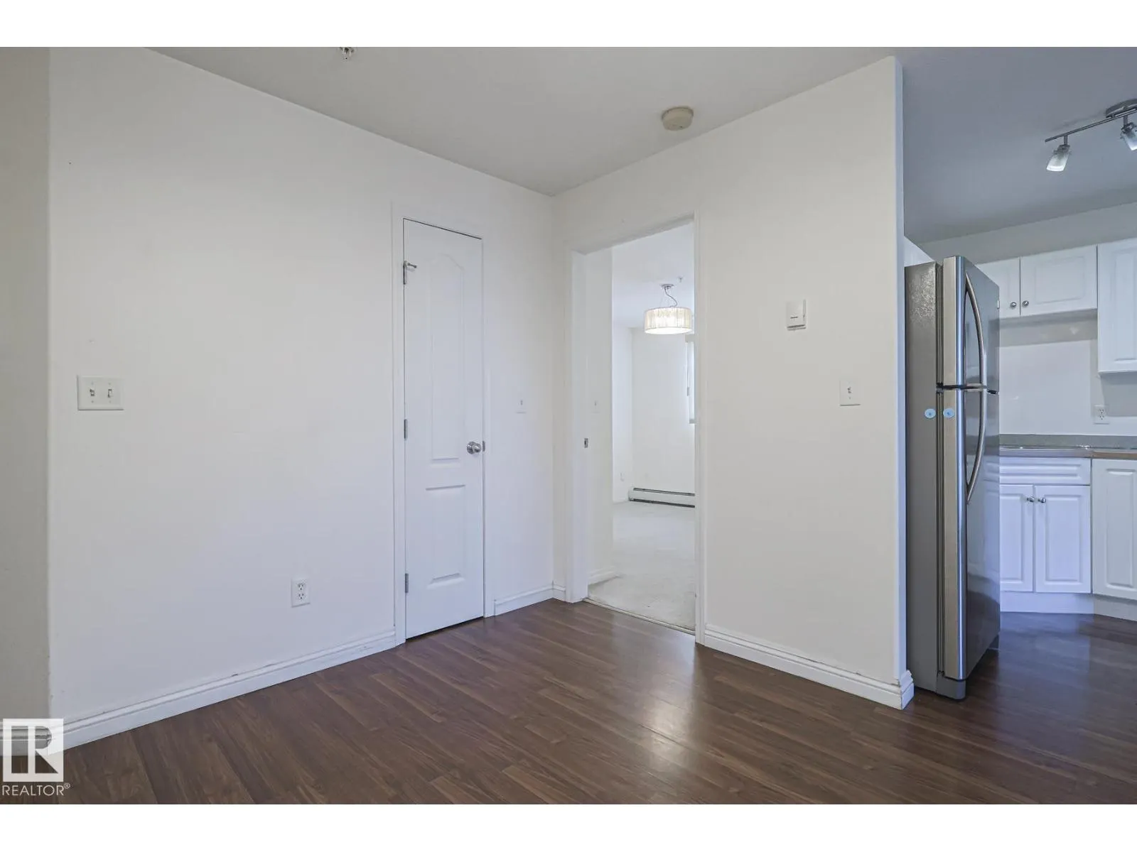 #120 7511 171 ST NW NW