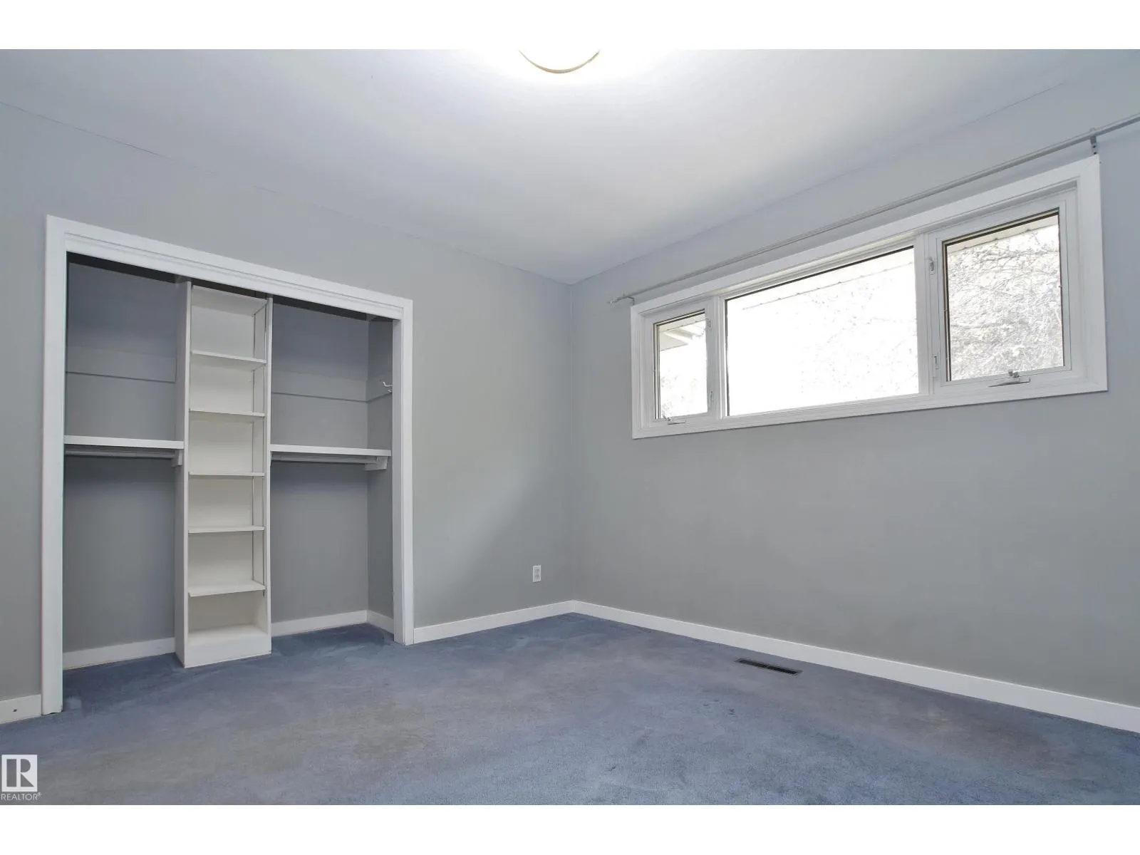 12415 80 ST NW