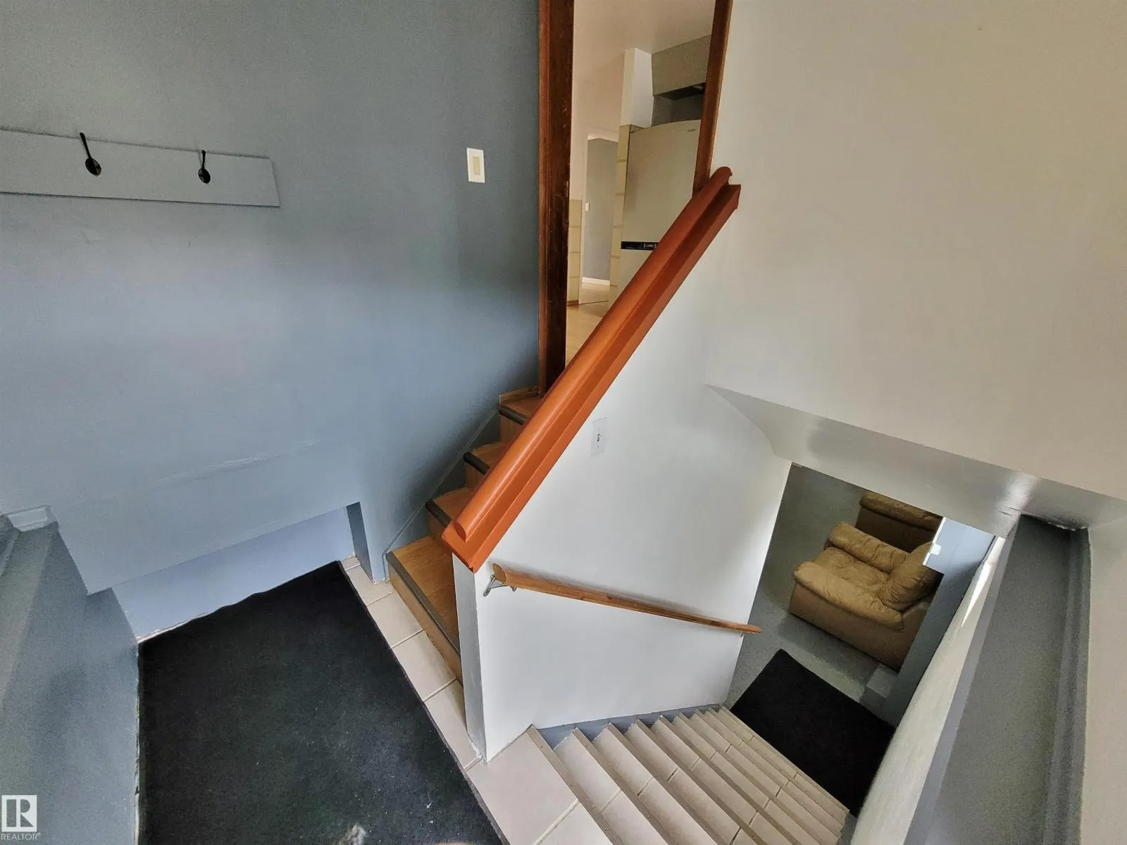 12415 80 ST NW