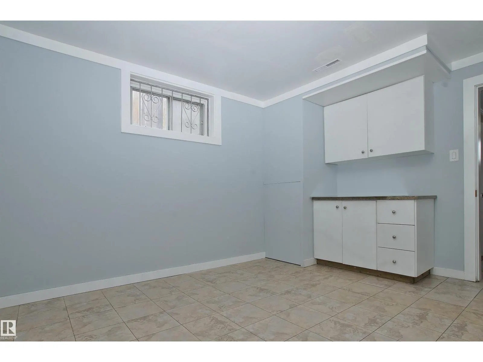 12415 80 ST NW