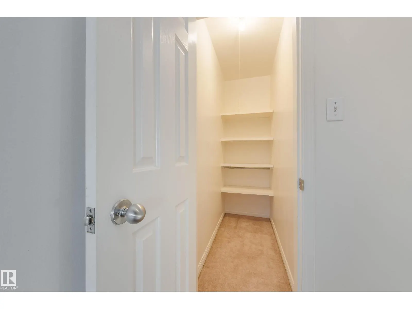 #11 10324 119 ST NW