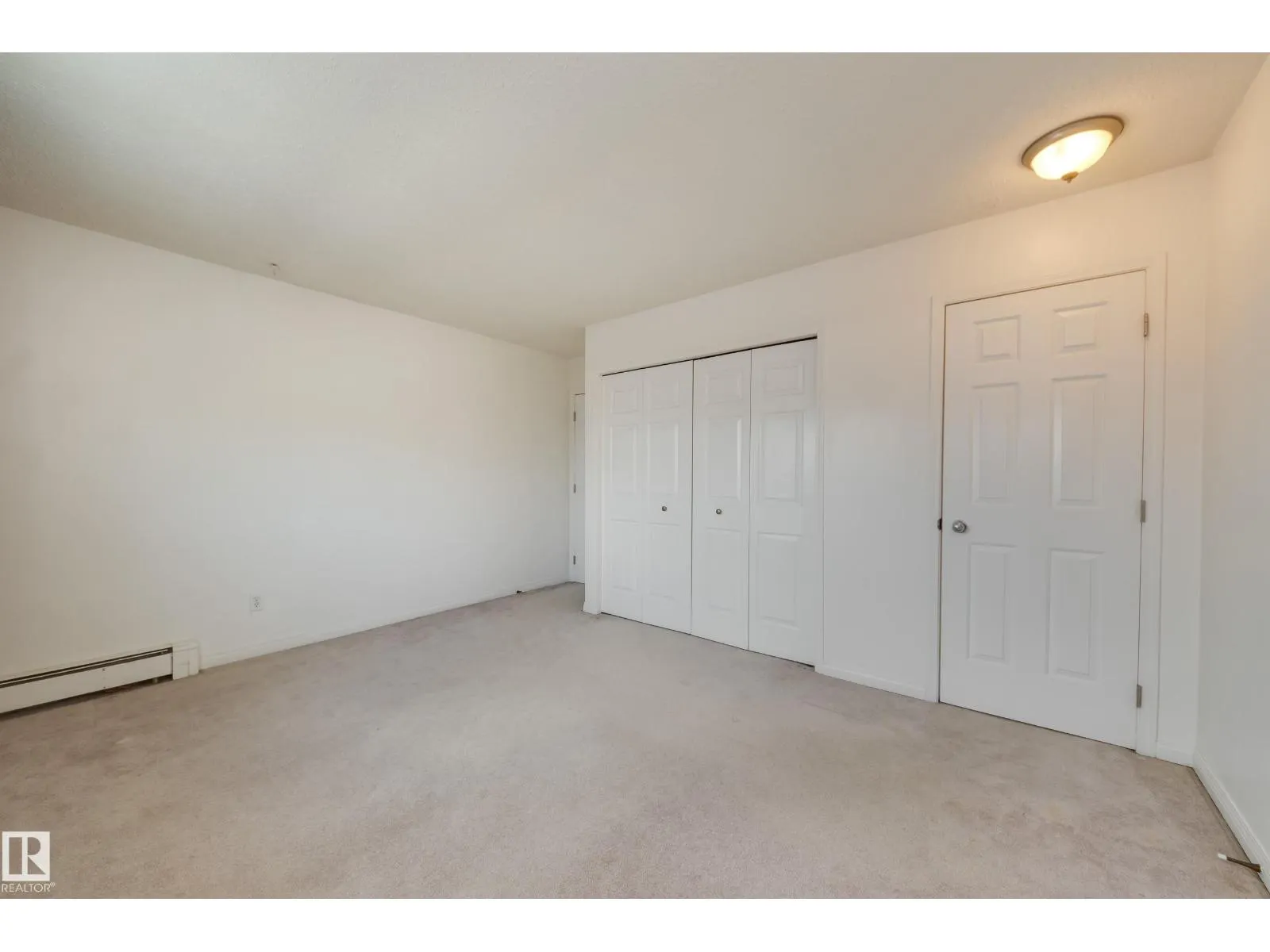 #11 10324 119 ST NW