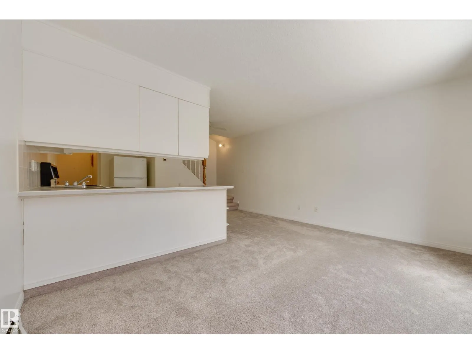 #11 10324 119 ST NW