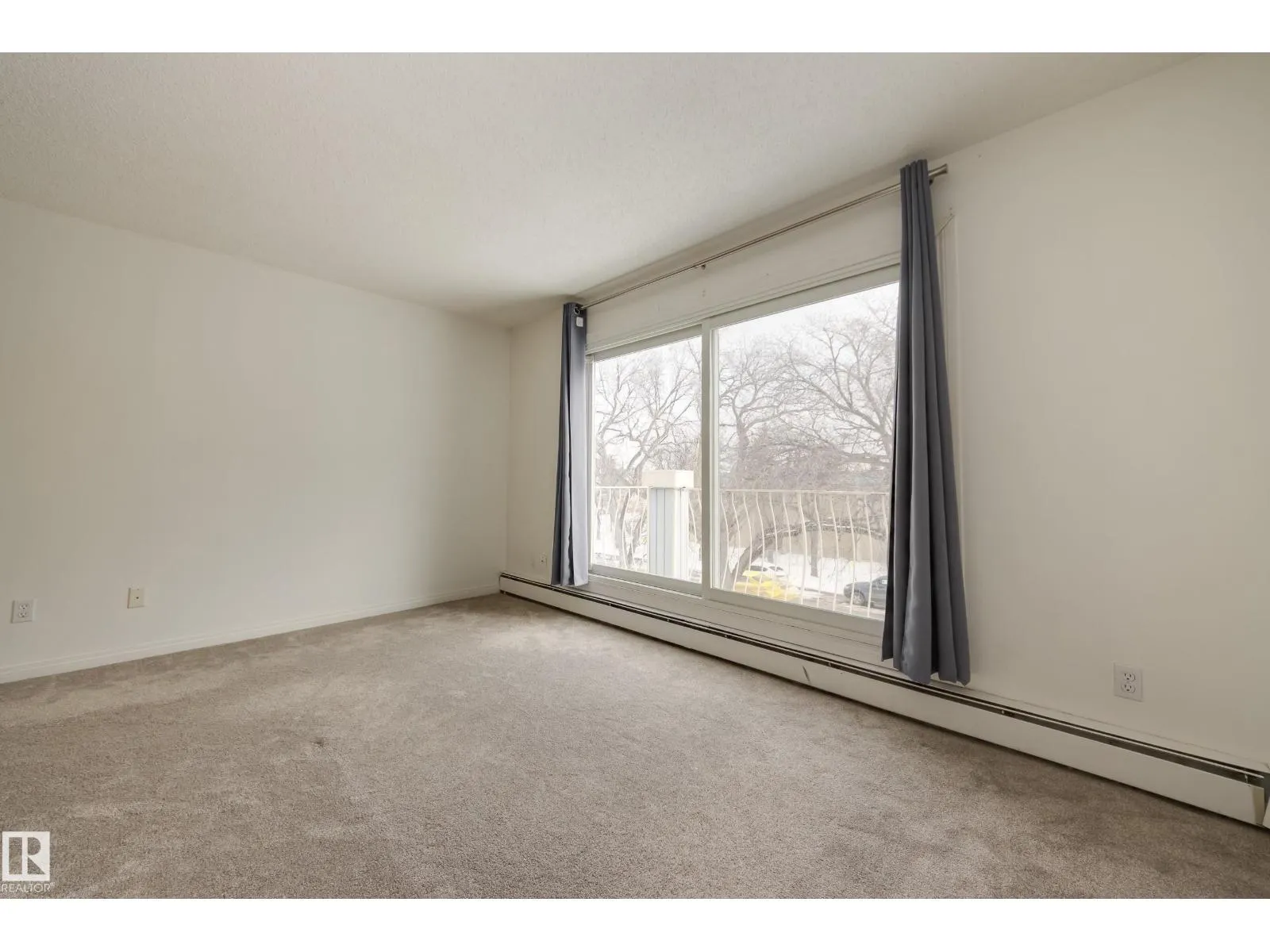 #11 10324 119 ST NW
