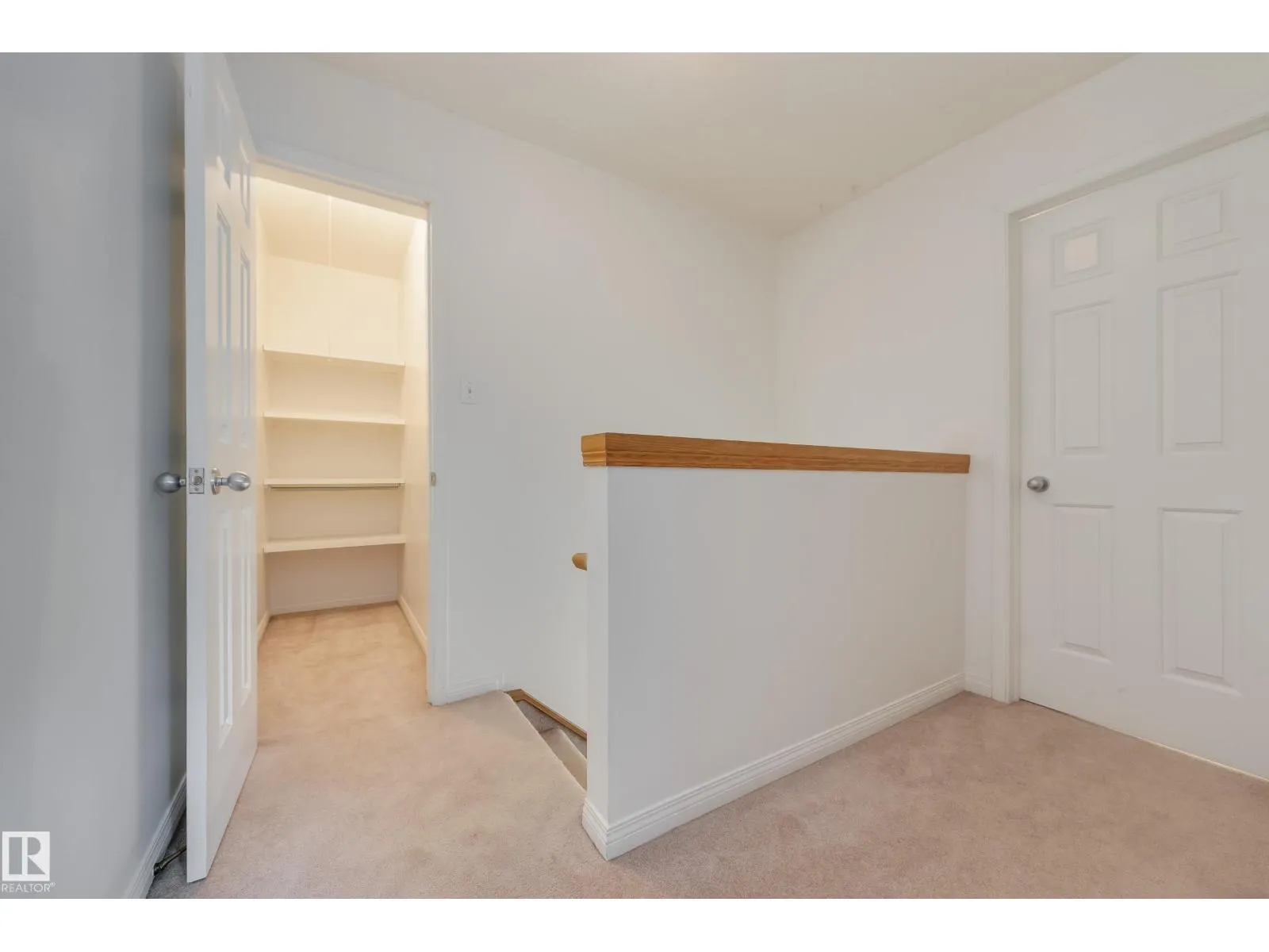#11 10324 119 ST NW