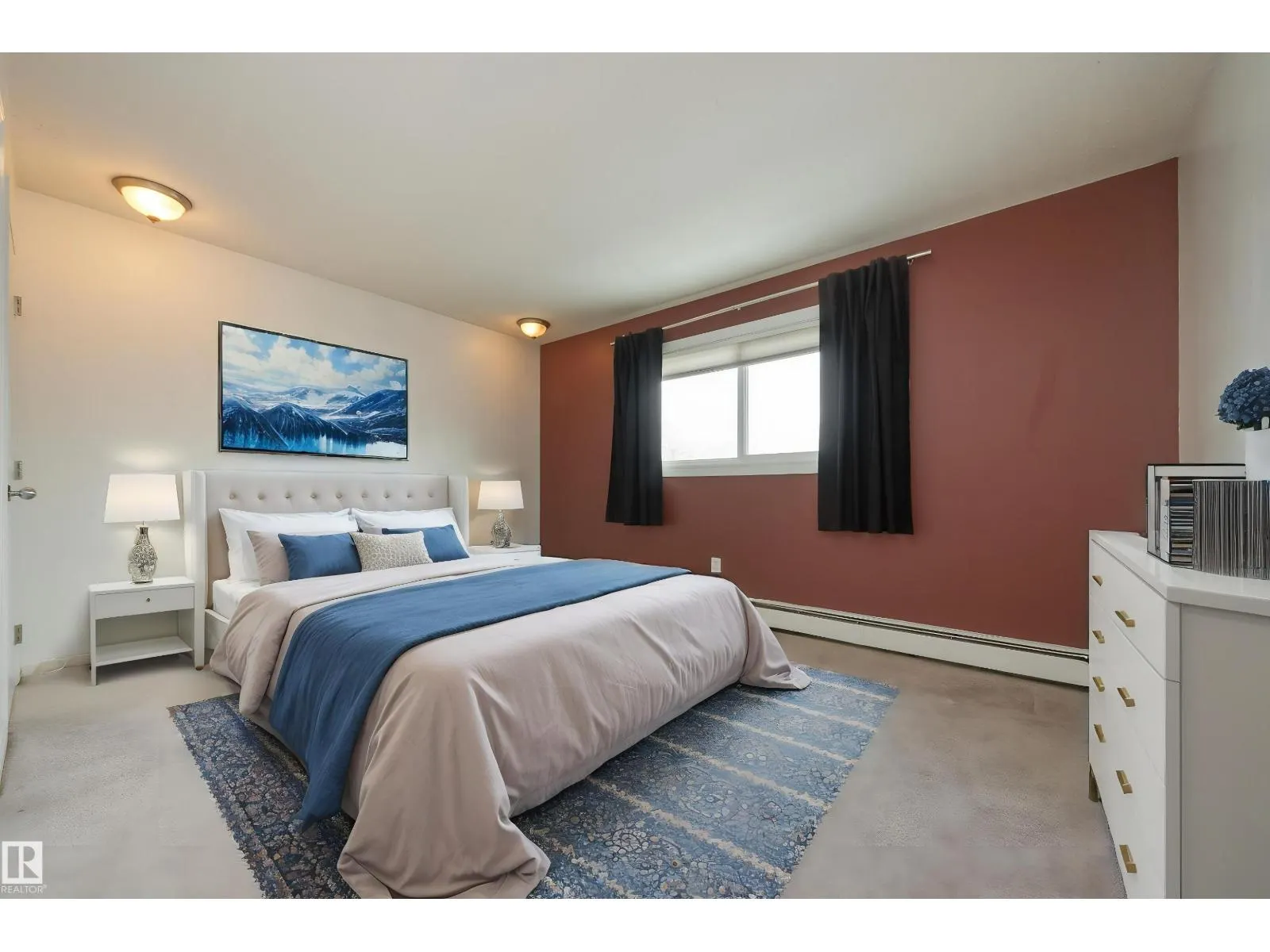 #11 10324 119 ST NW