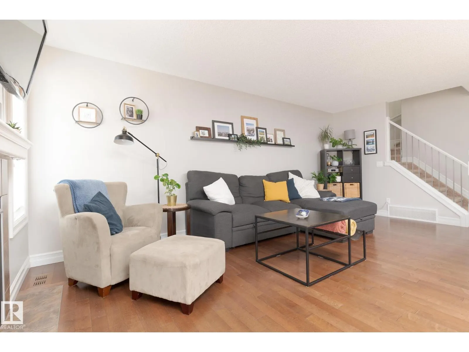 3013 16A AV NW
