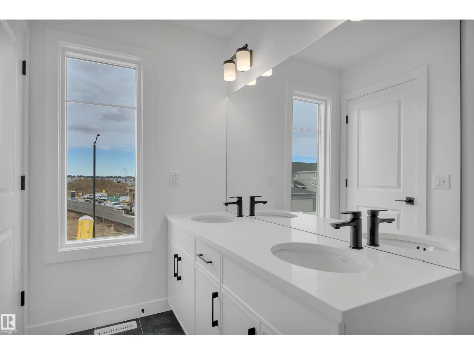 203 Wattle RD