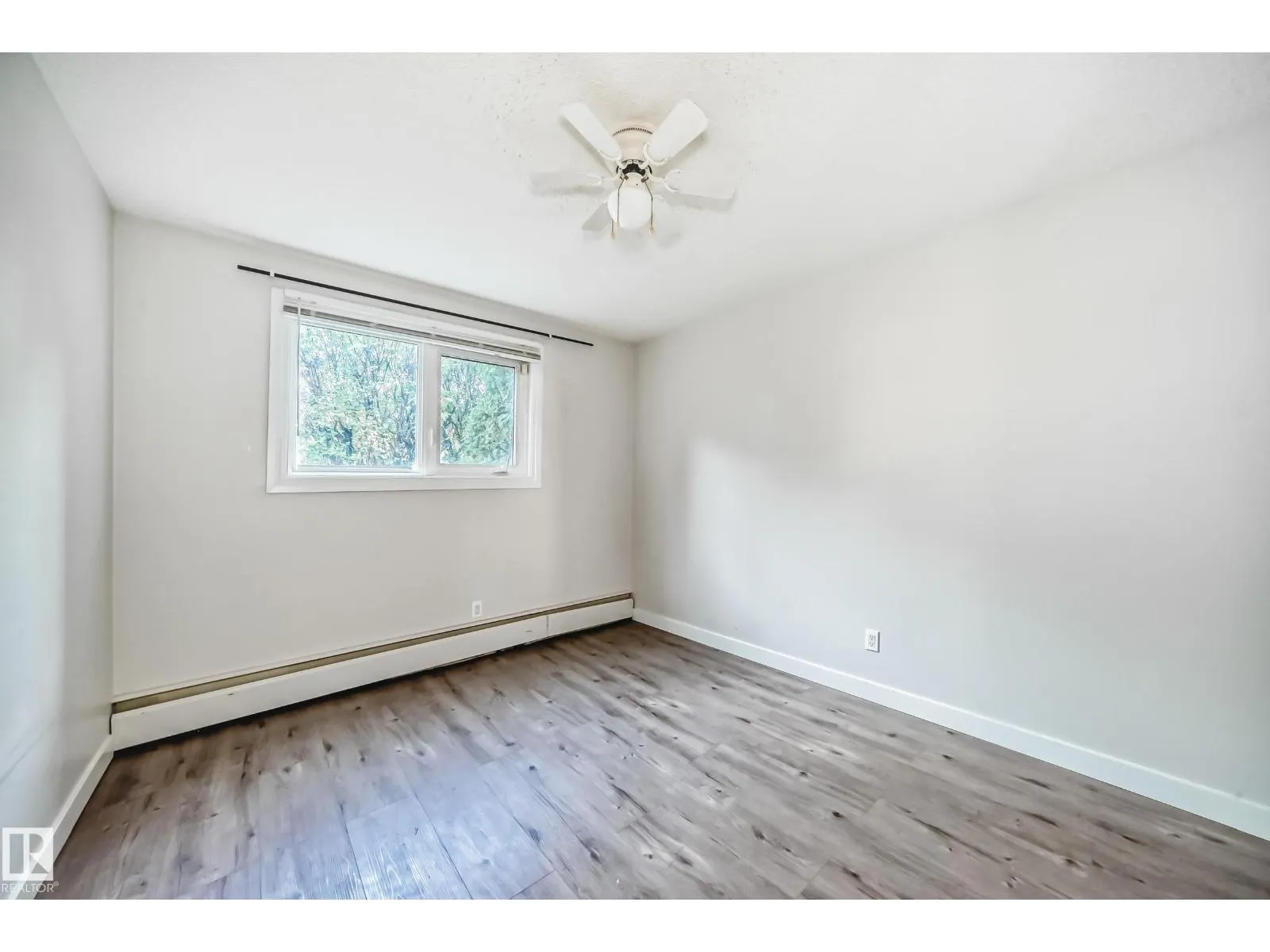 #103 6708 90 AV NW NW
