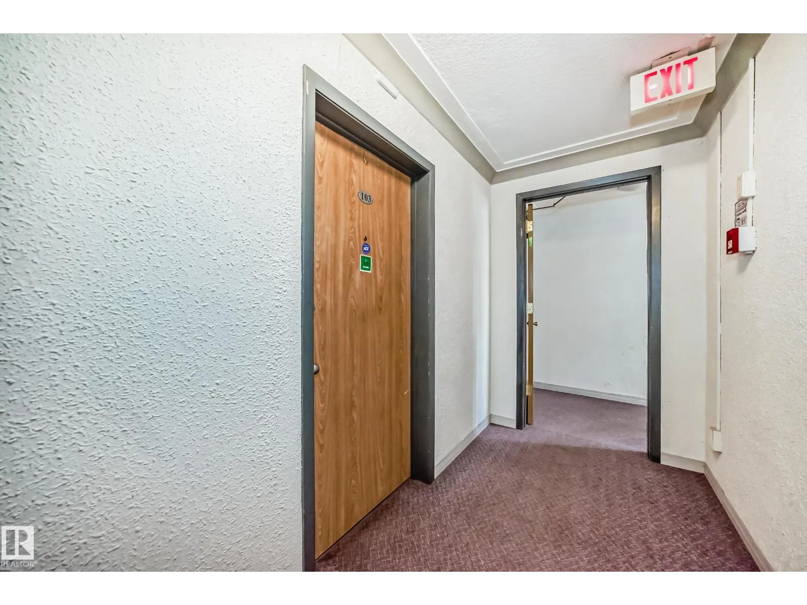 #103 6708 90 AV NW NW