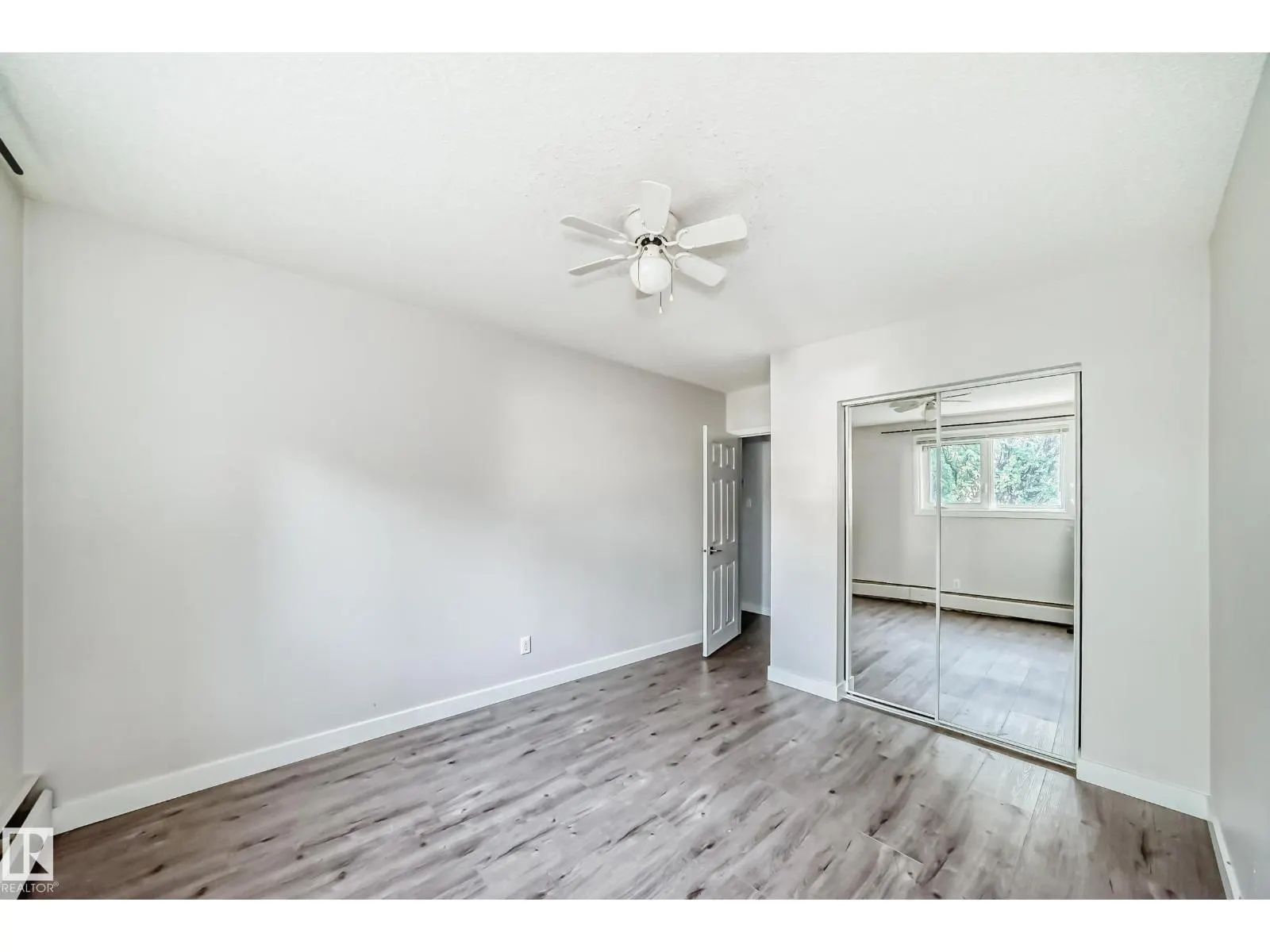 #103 6708 90 AV NW NW