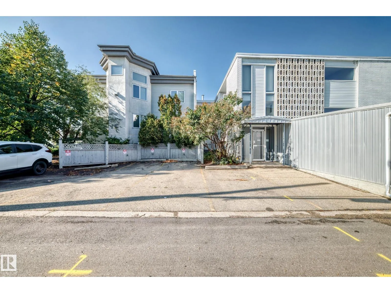 #103 6708 90 AV NW NW
