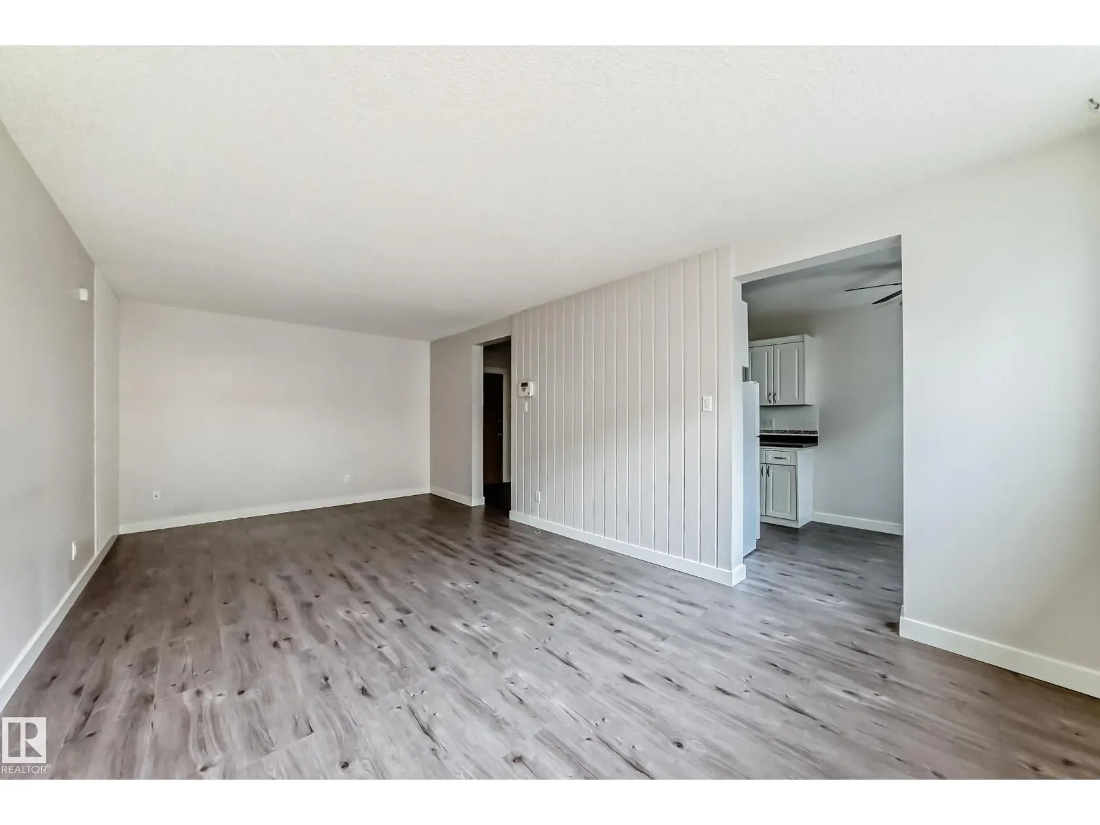 #103 6708 90 AV NW NW