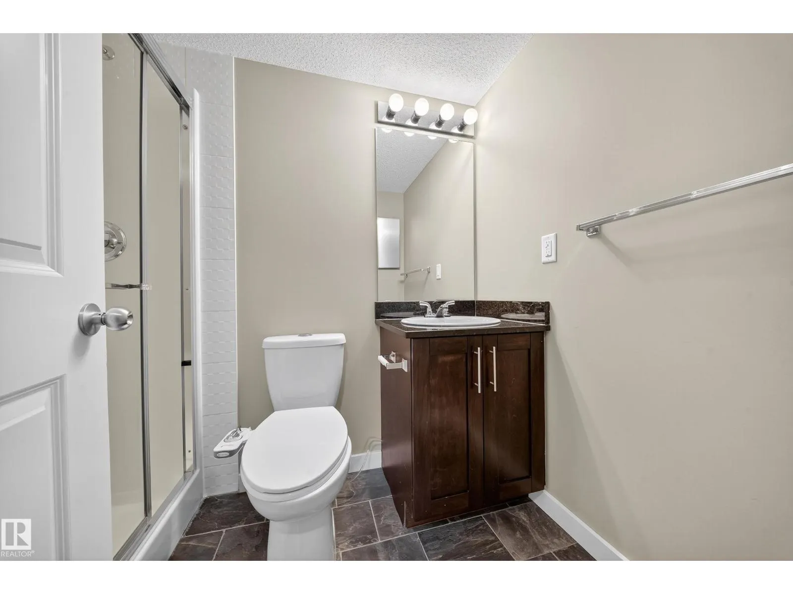 #101 5370 CHAPPELLE RD SW