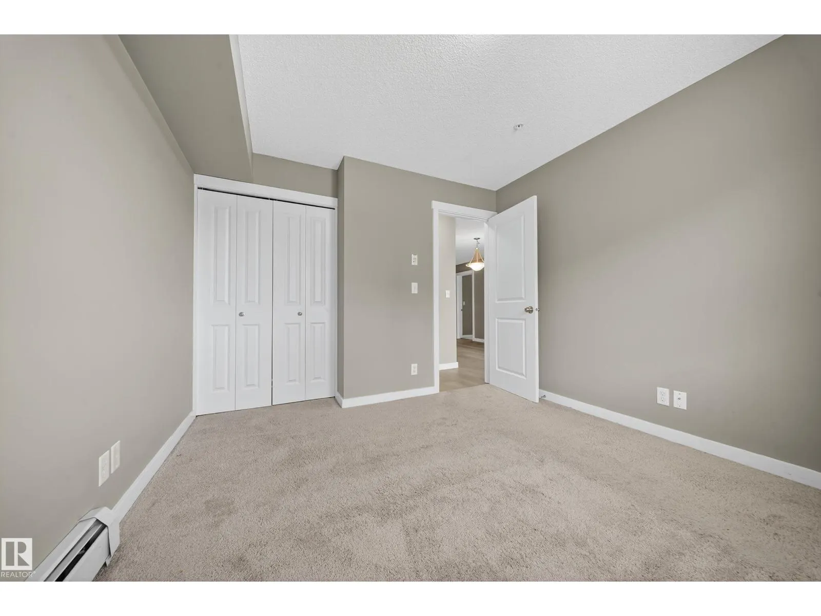 #101 5370 CHAPPELLE RD SW