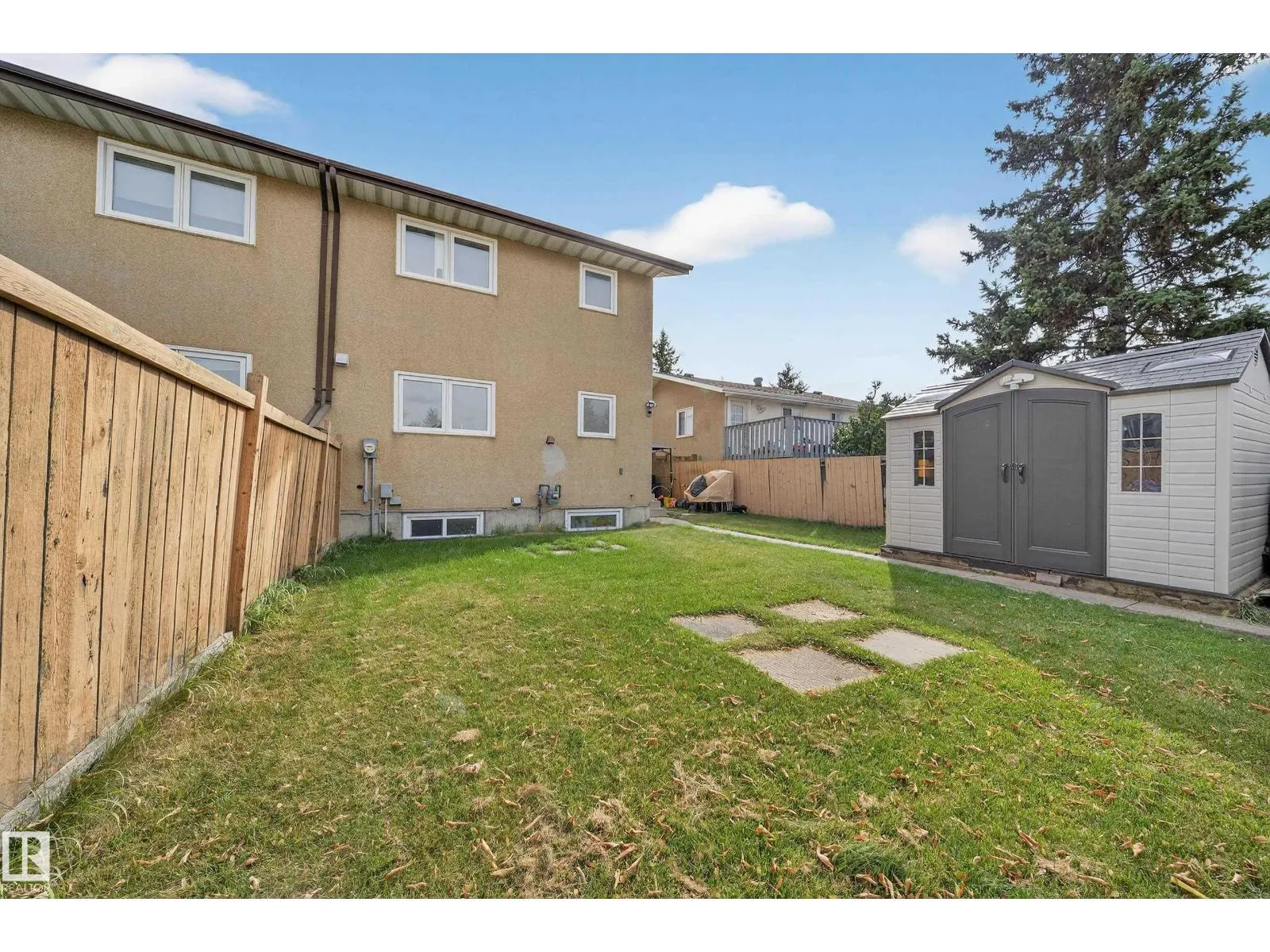 1553 LAKEWOOD RD W NW