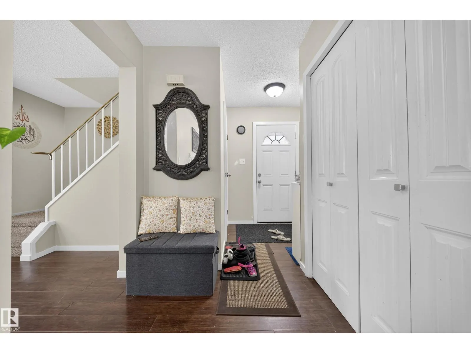 1553 LAKEWOOD RD W NW