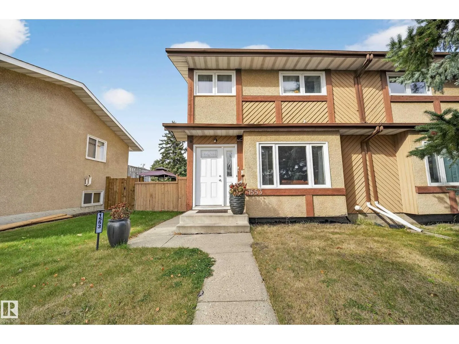1553 LAKEWOOD RD W NW