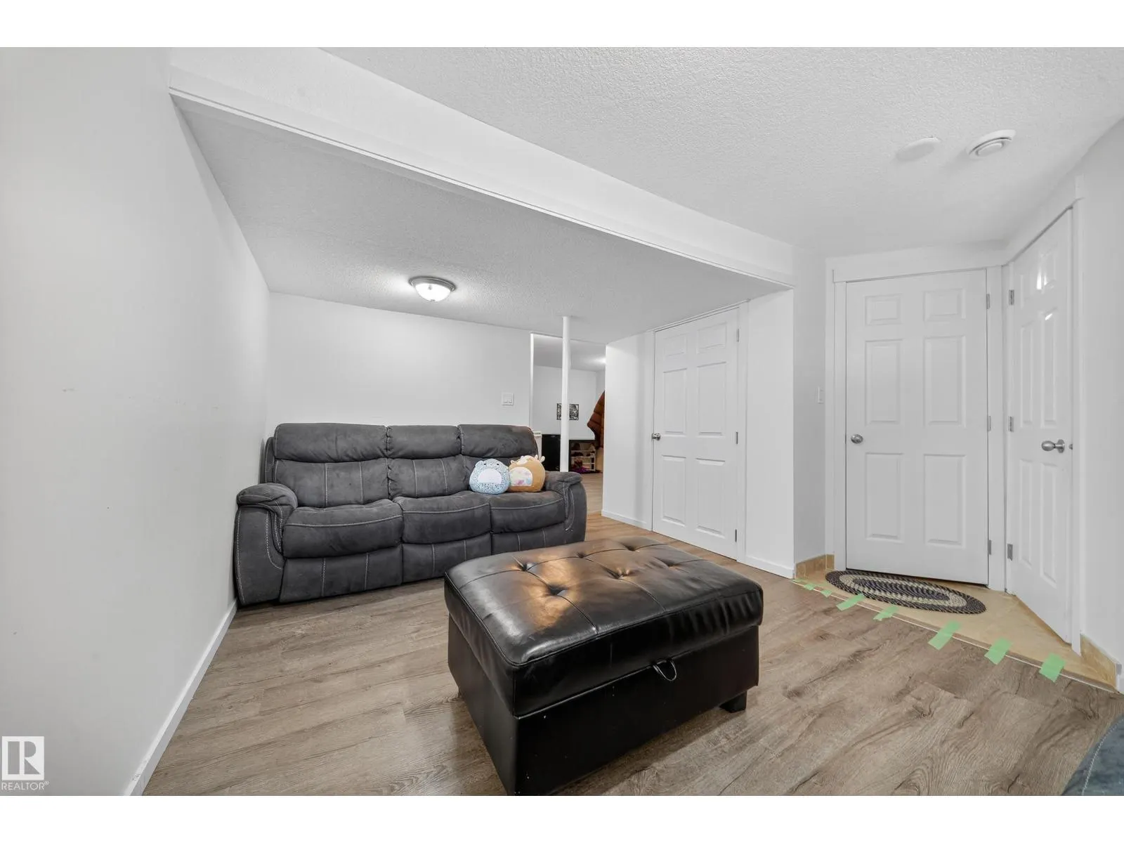 1553 LAKEWOOD RD W NW