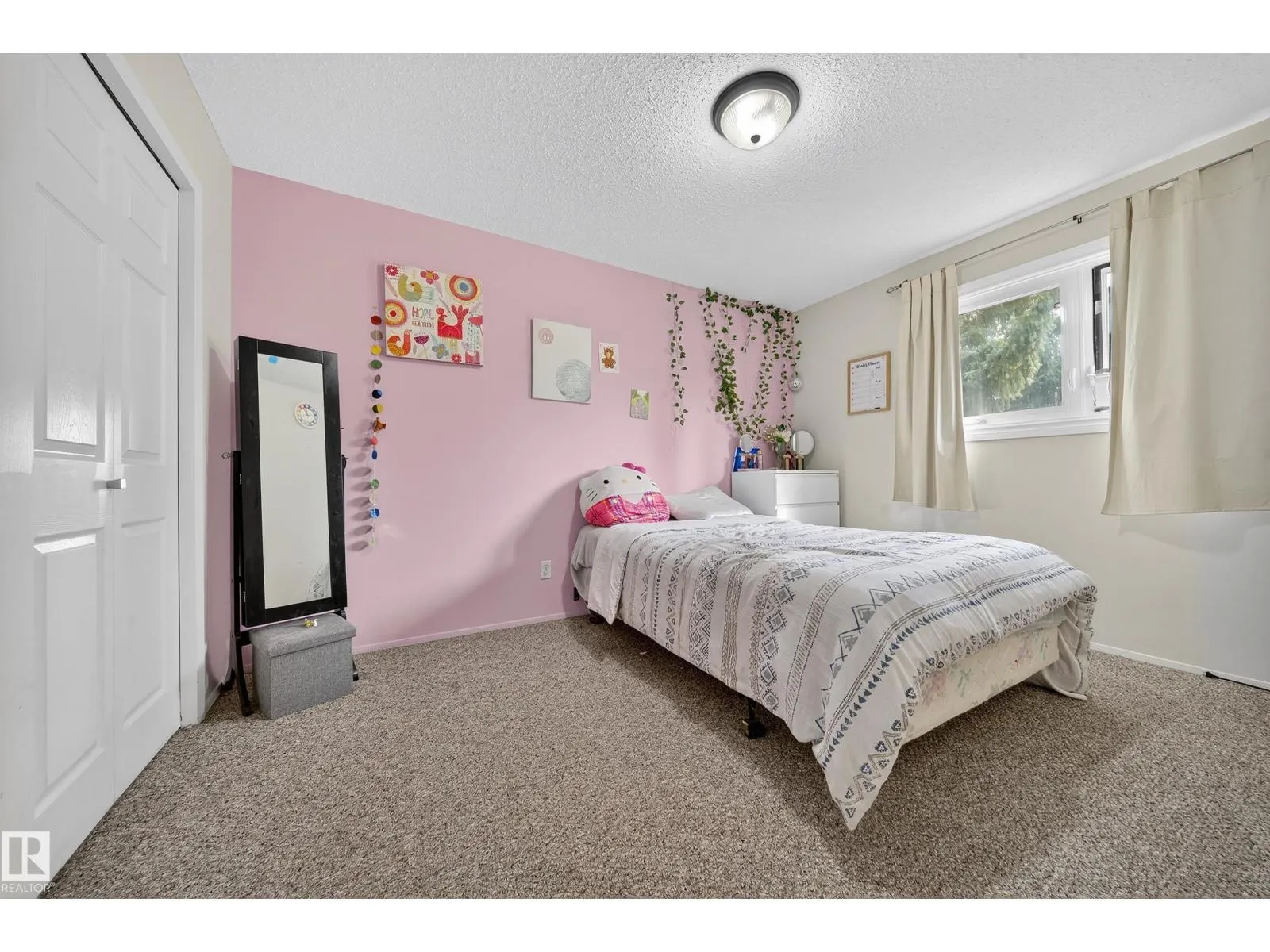 1553 LAKEWOOD RD W NW