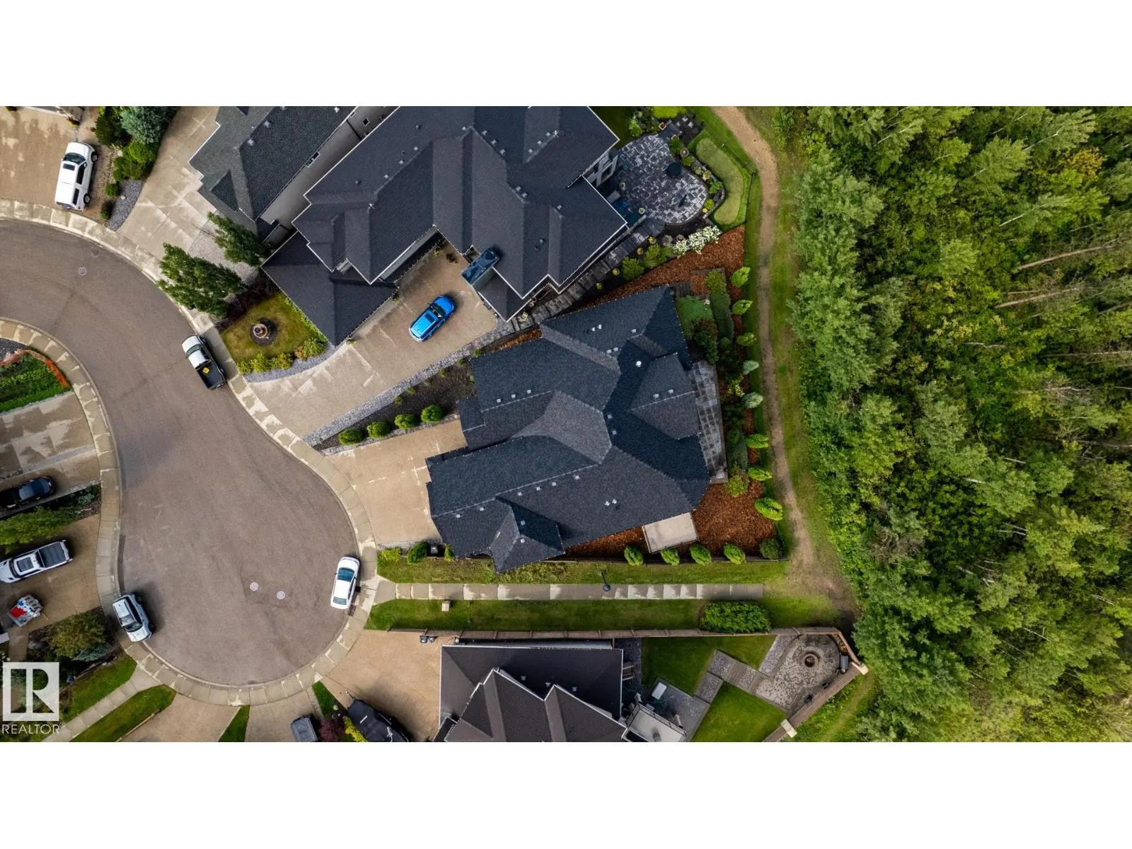 1018 HOLLANDS PT NW