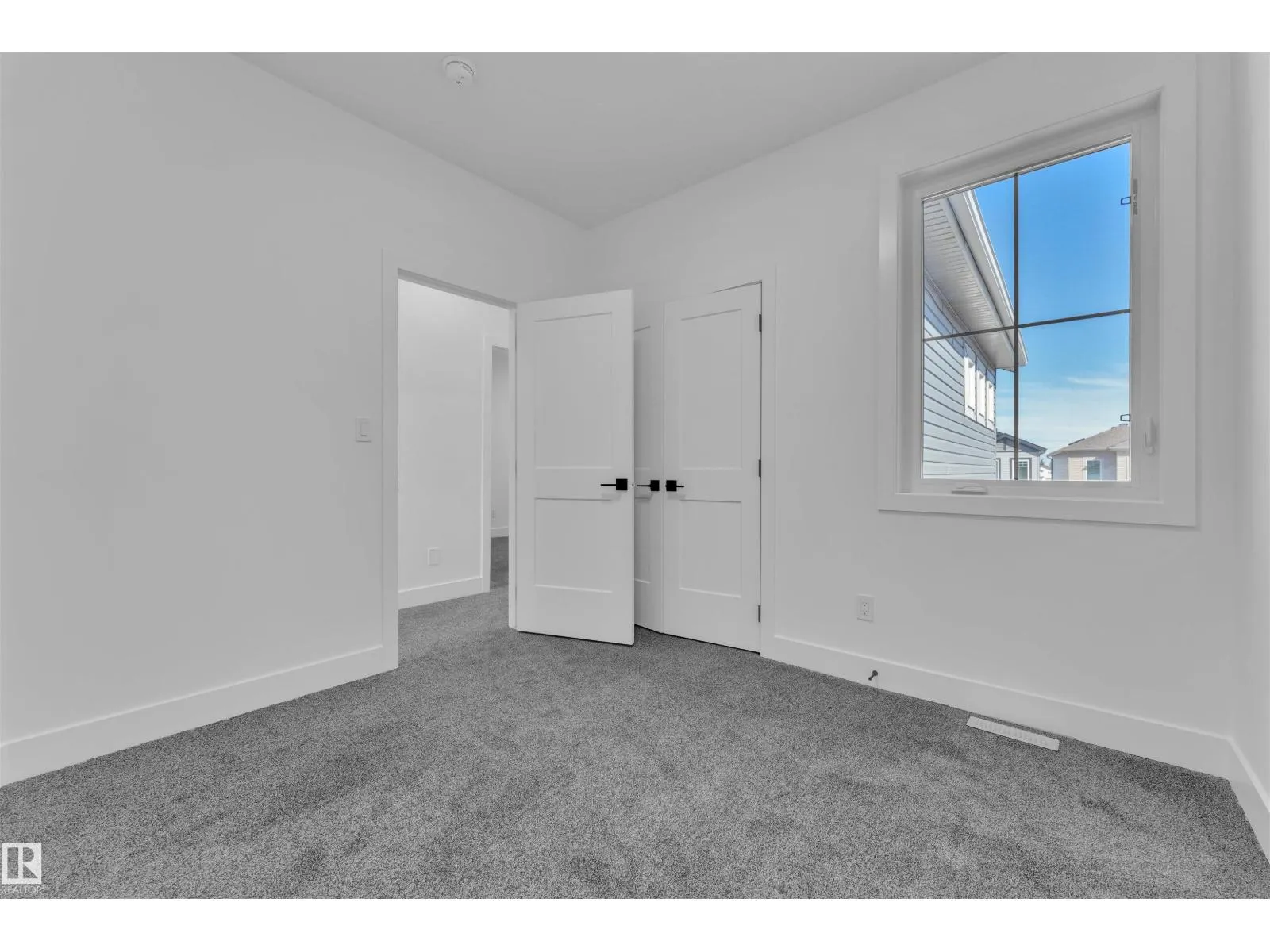 266 Munn WY