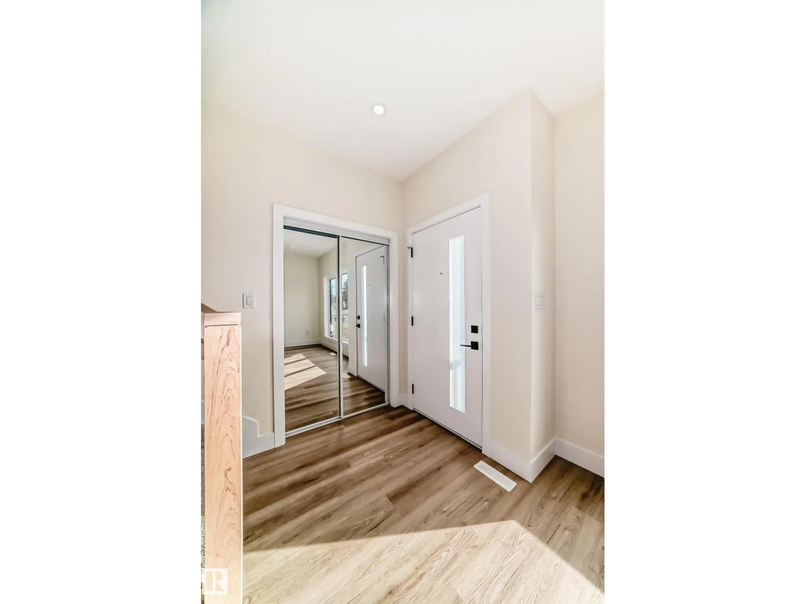 10718 149 ST NW NW