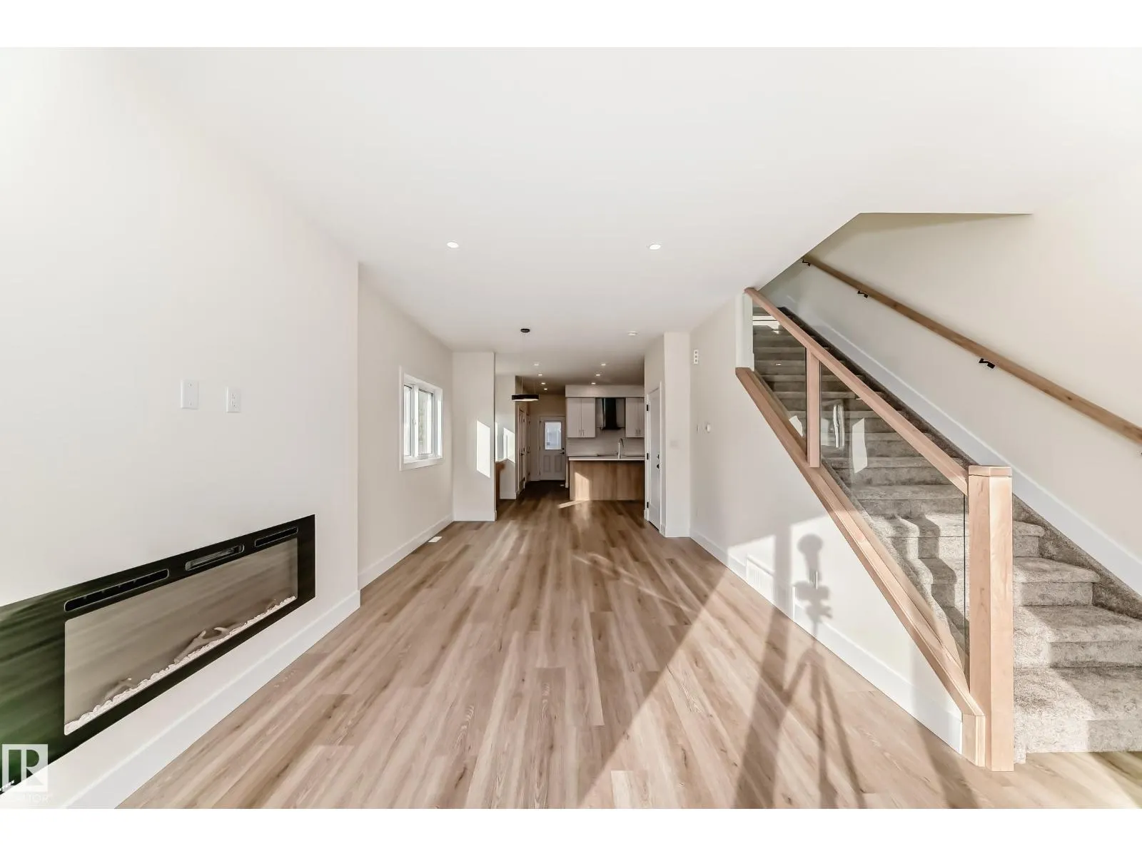 10718 149 ST NW NW