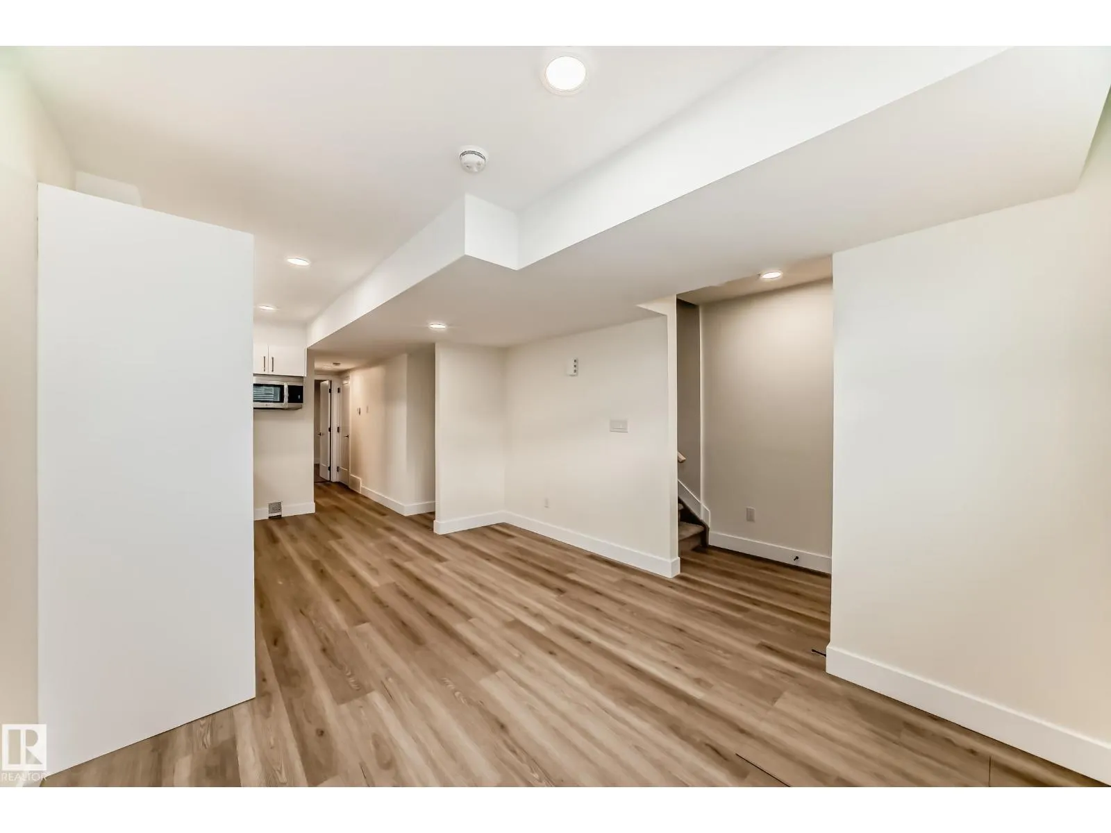 10718 149 ST NW NW