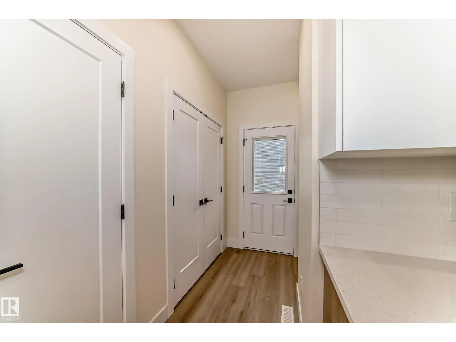 10718 149 ST NW NW
