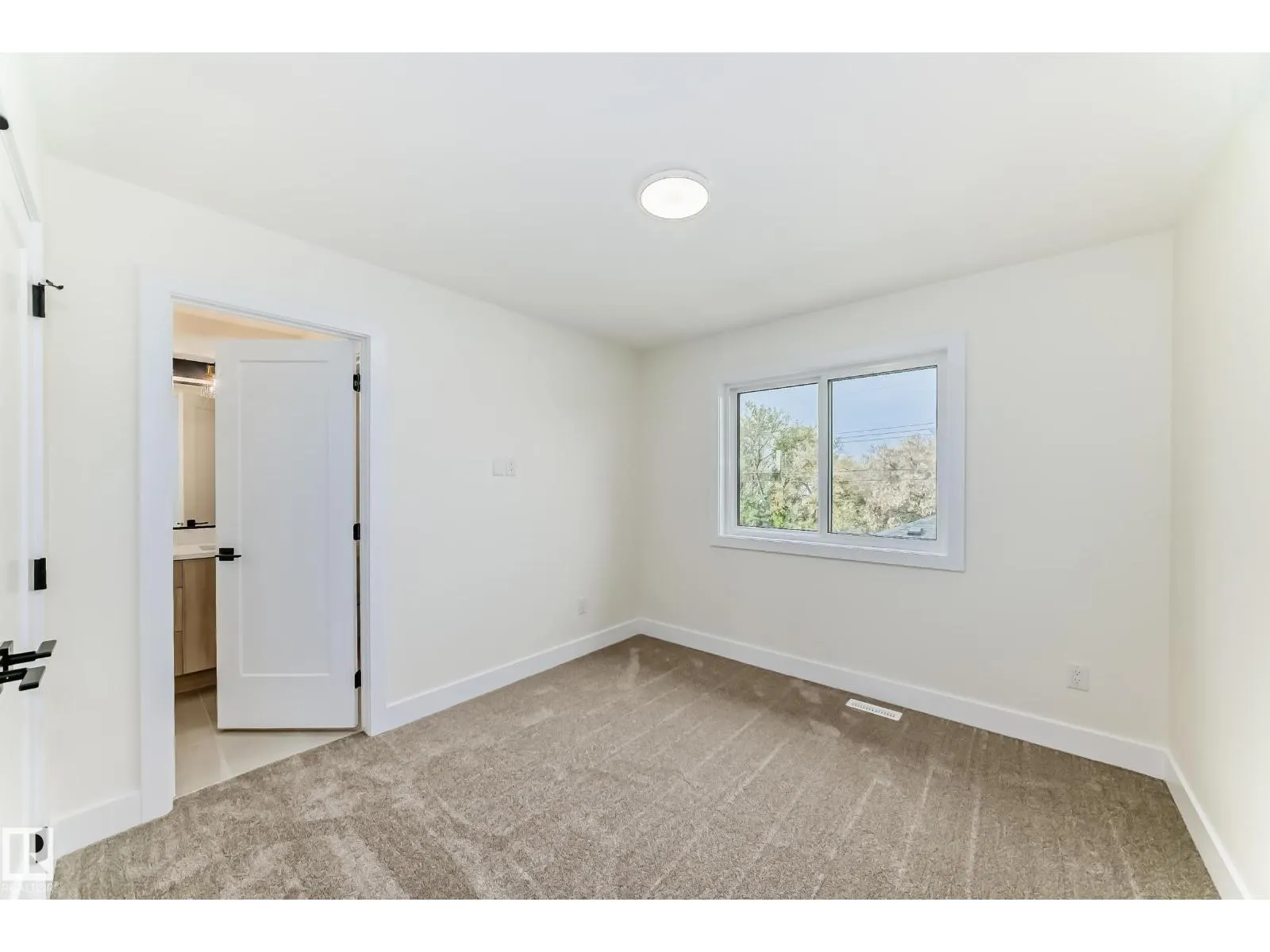 10718 149 ST NW NW