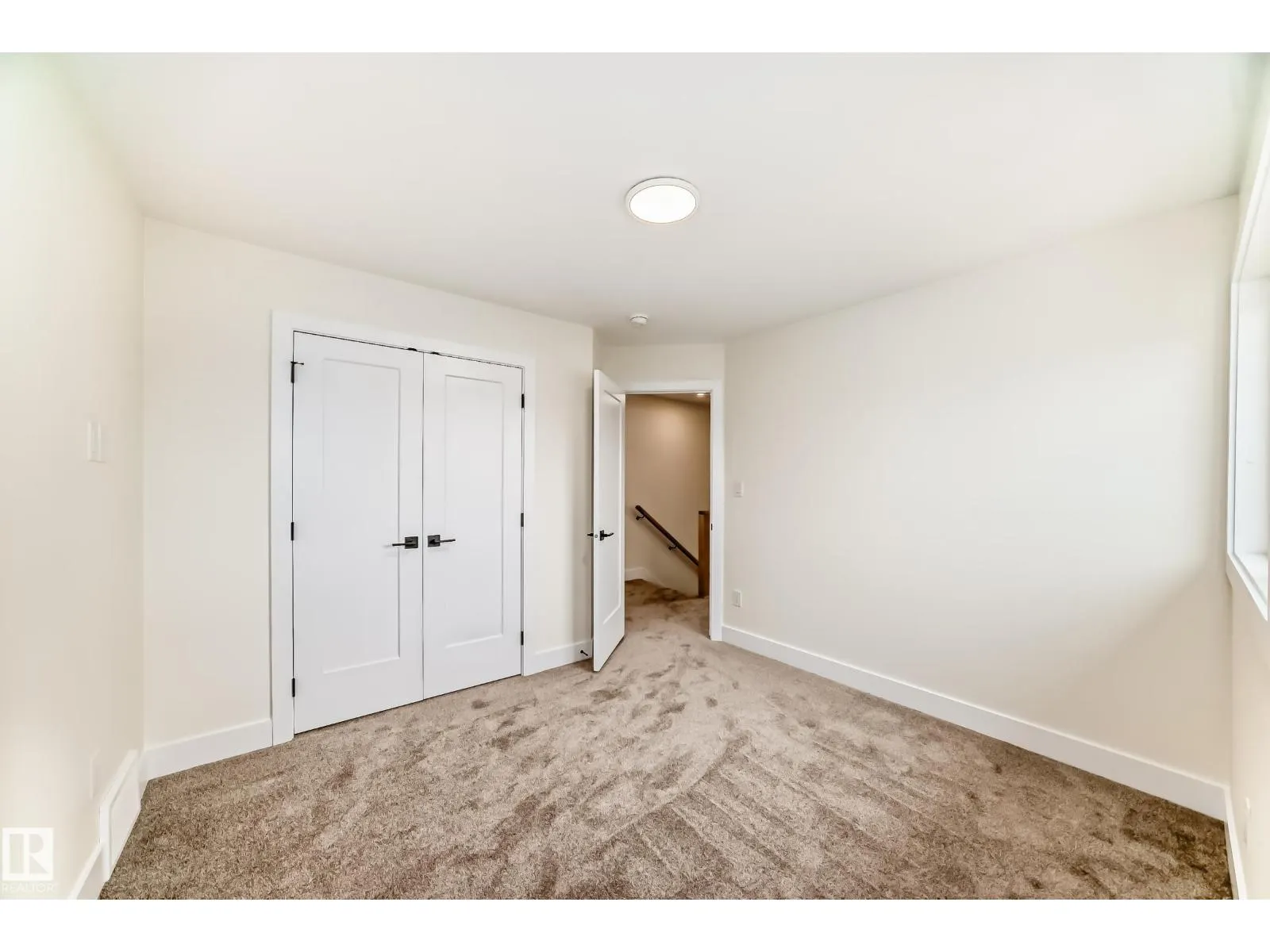10718 149 ST NW NW