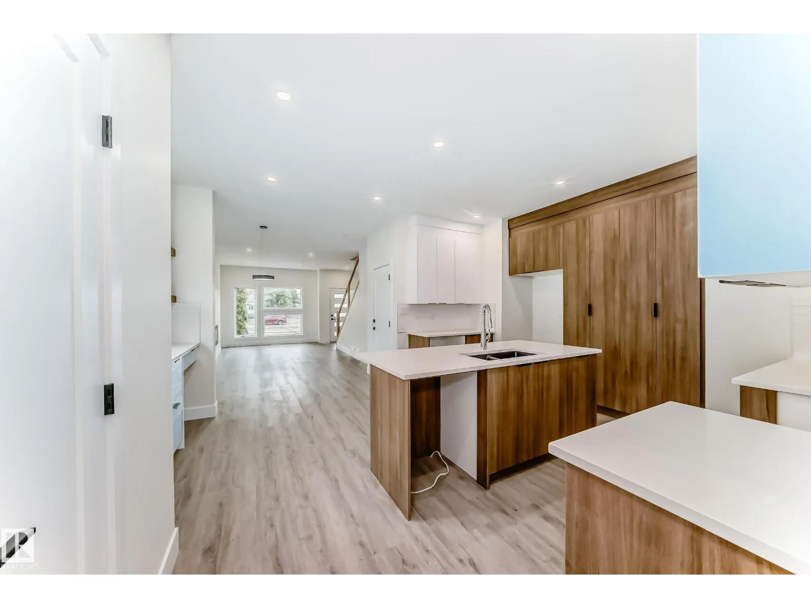 10720 149 ST NW NW