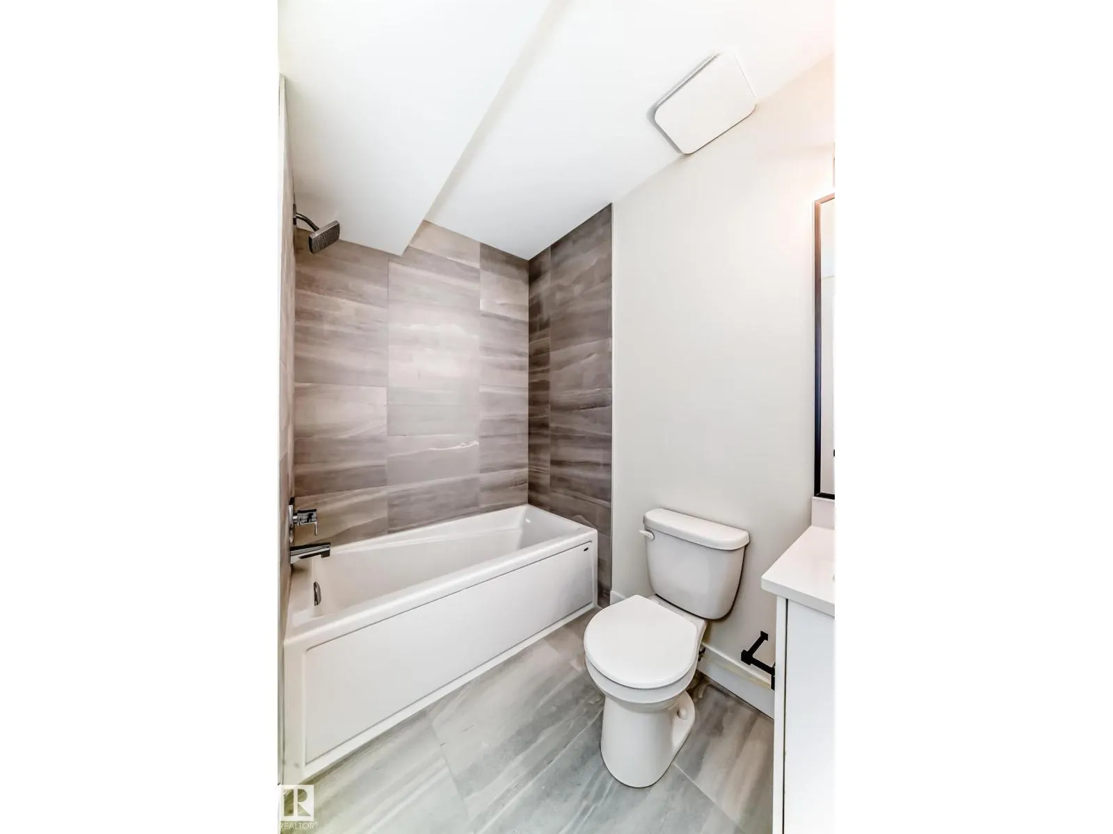 10720 149 ST NW NW