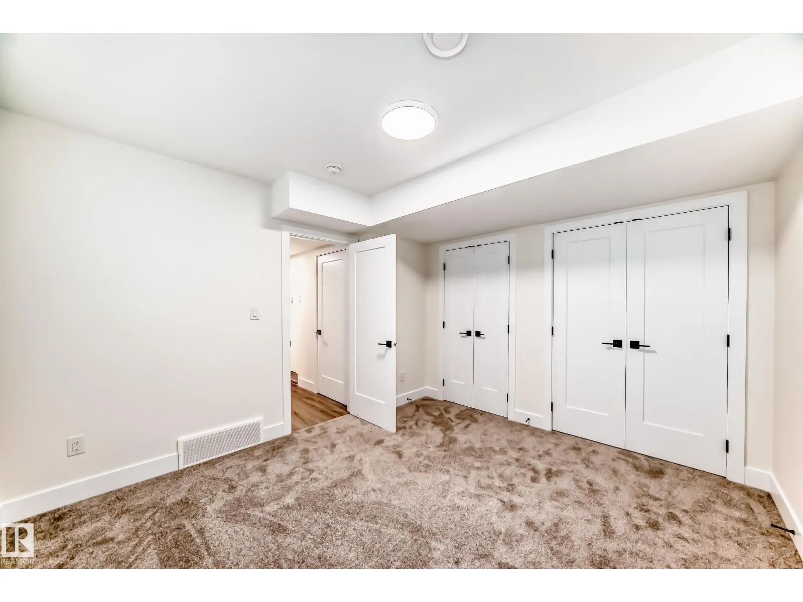 10720 149 ST NW NW