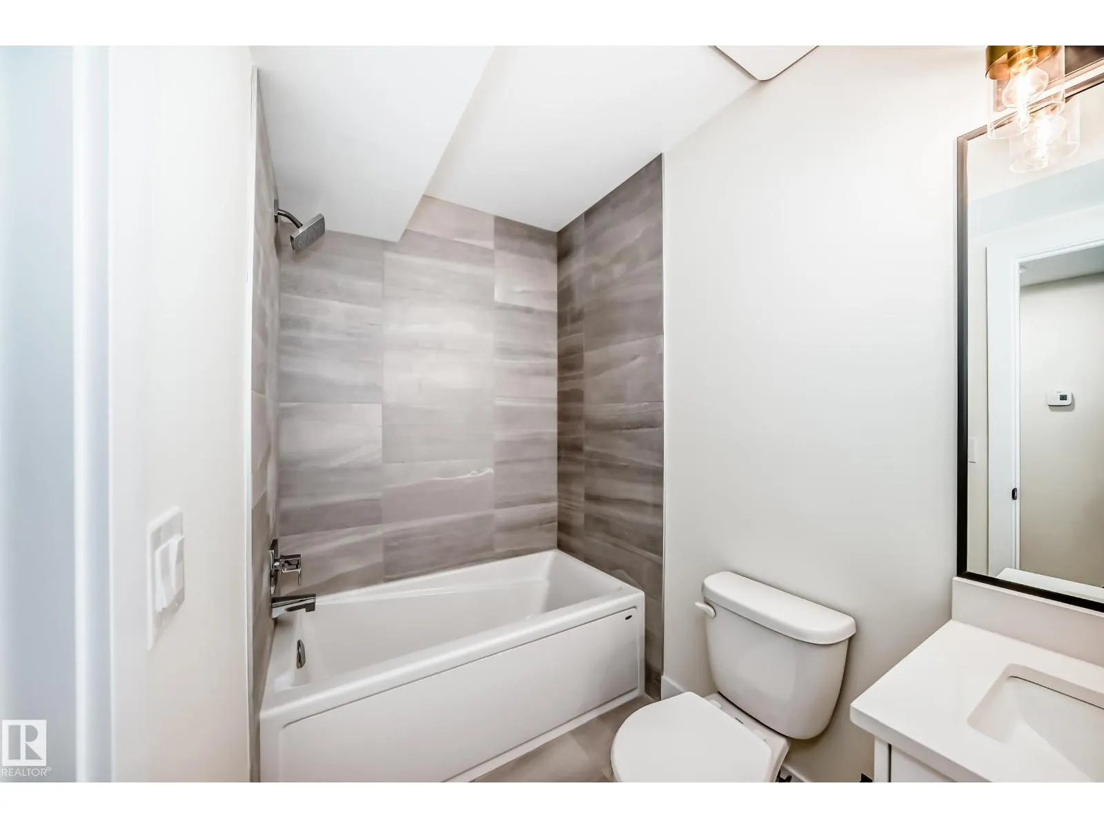 10720 149 ST NW NW