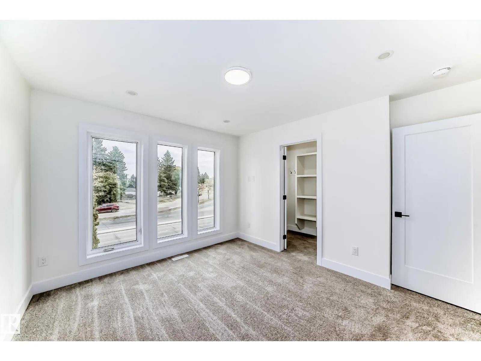 10720 149 ST NW NW