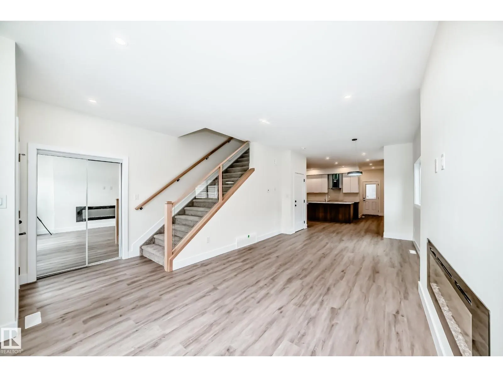 10720 149 ST NW NW