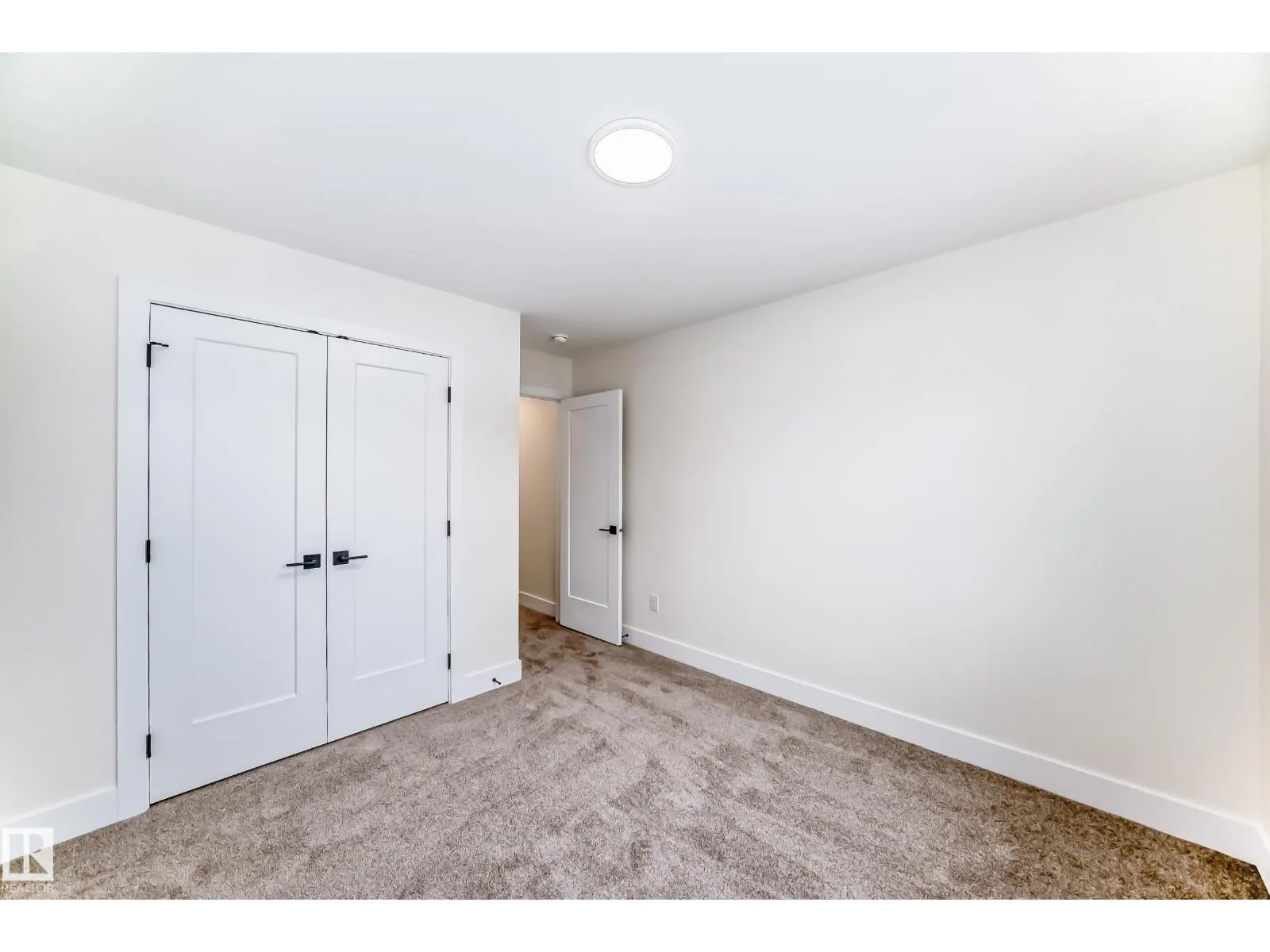 10720 149 ST NW NW