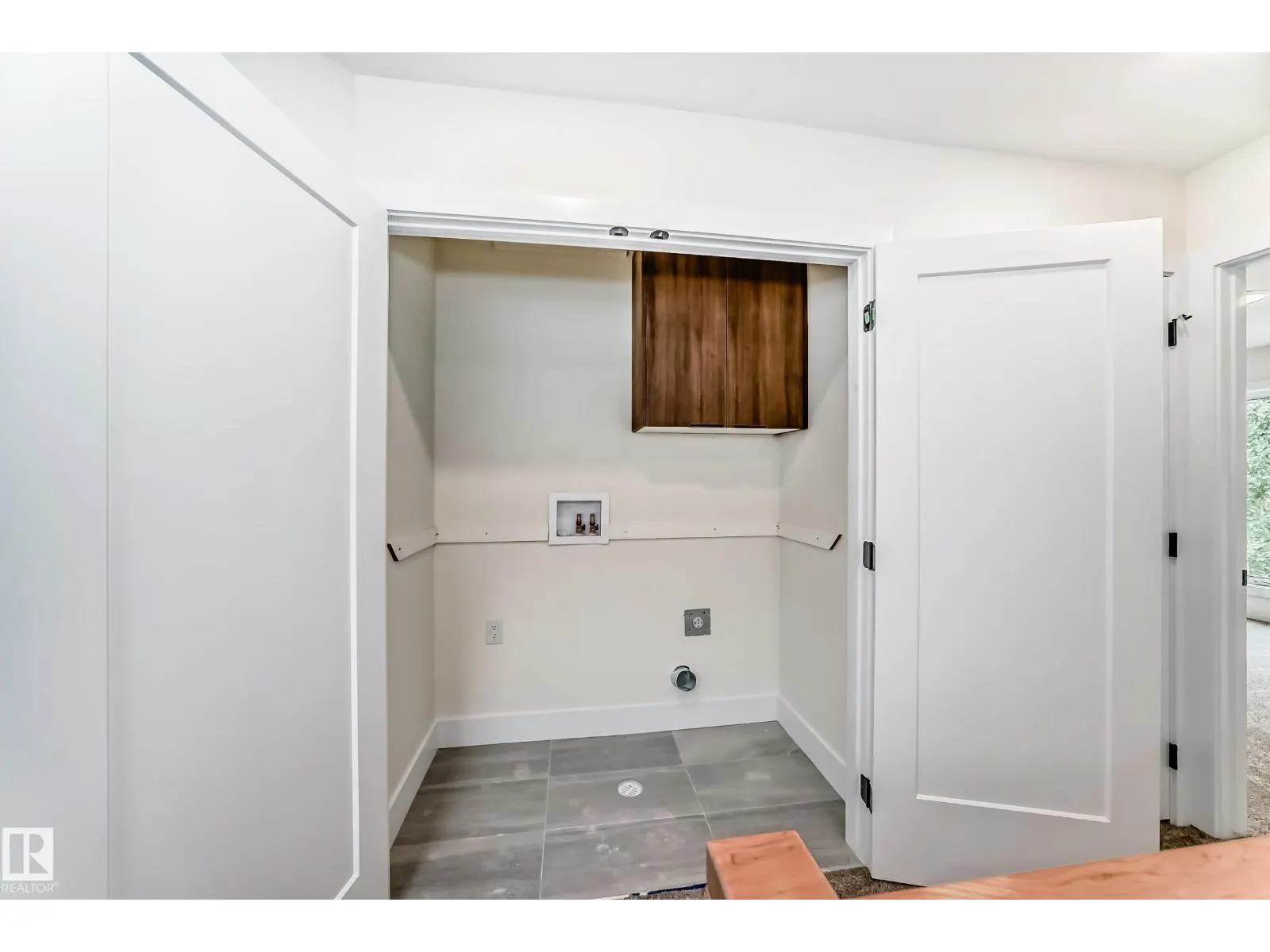 10720 149 ST NW NW