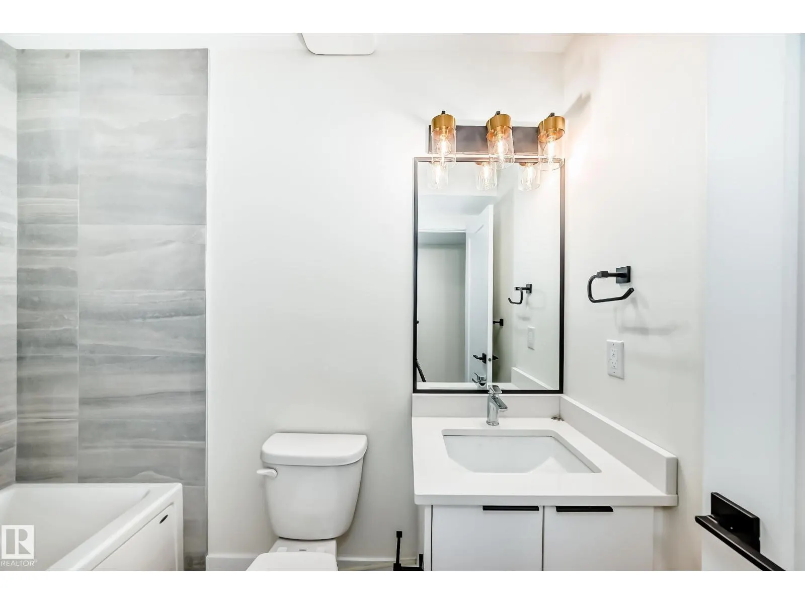 10720 149 ST NW NW