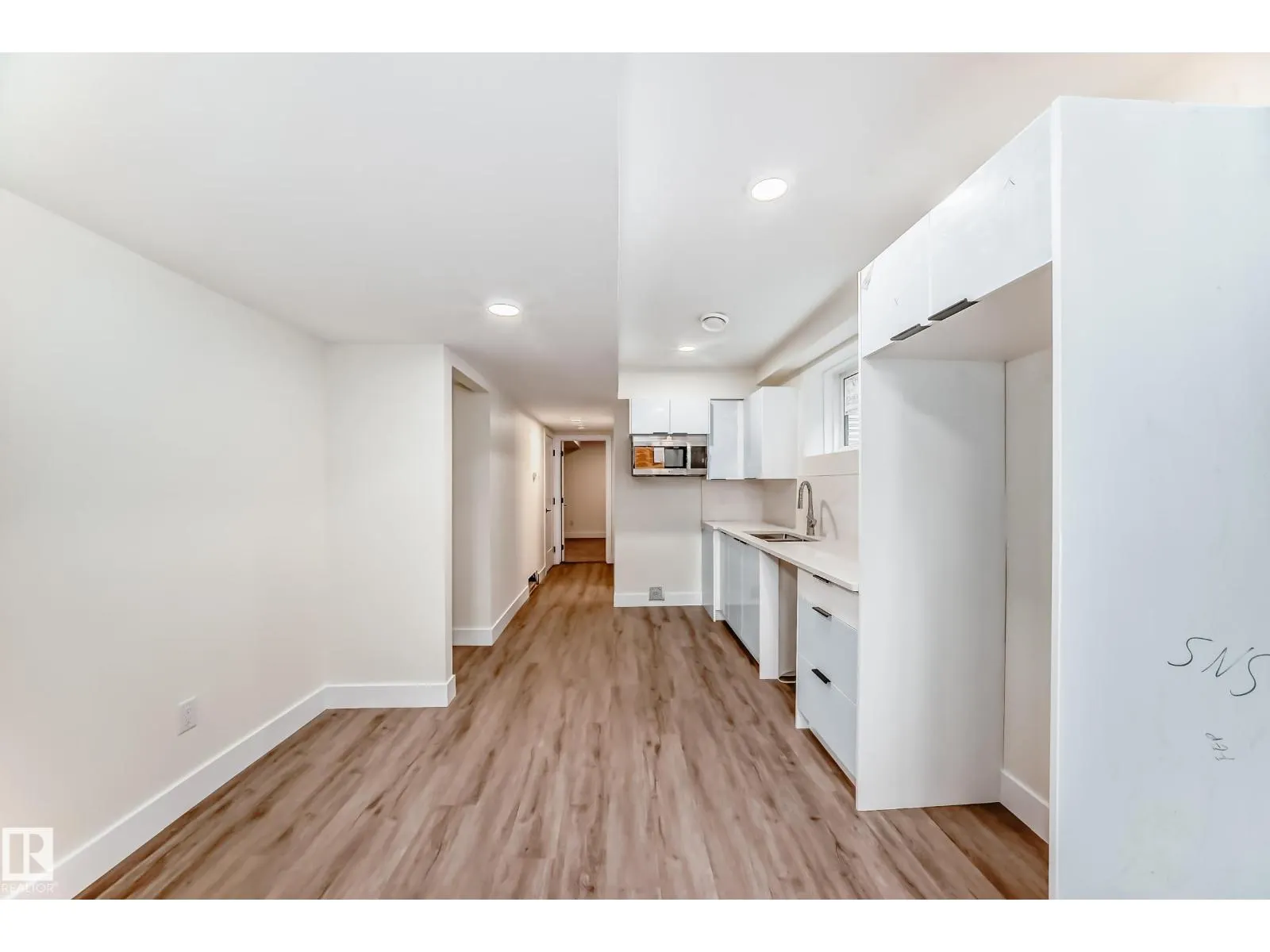 10720 149 ST NW NW