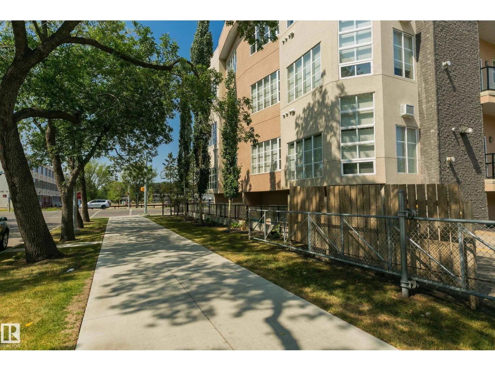 #104 10905 109 ST NW