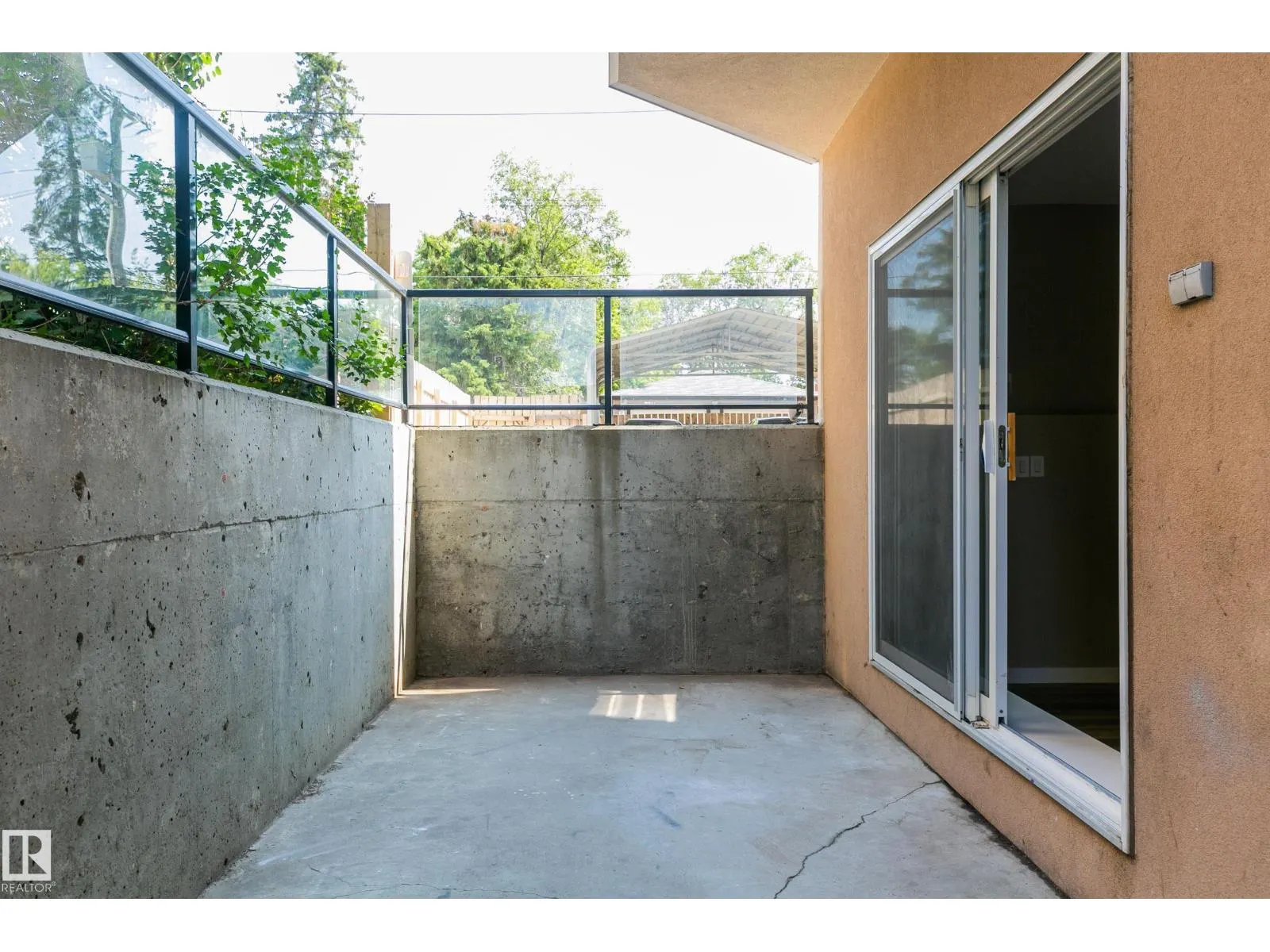 #104 10905 109 ST NW
