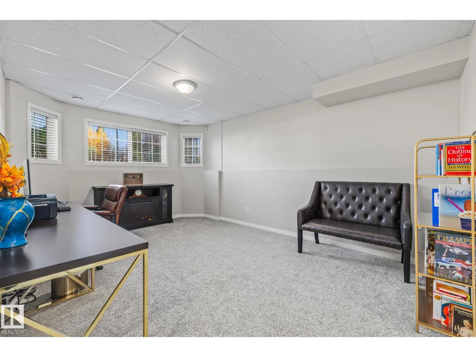 #3 303 LEGER WY NW