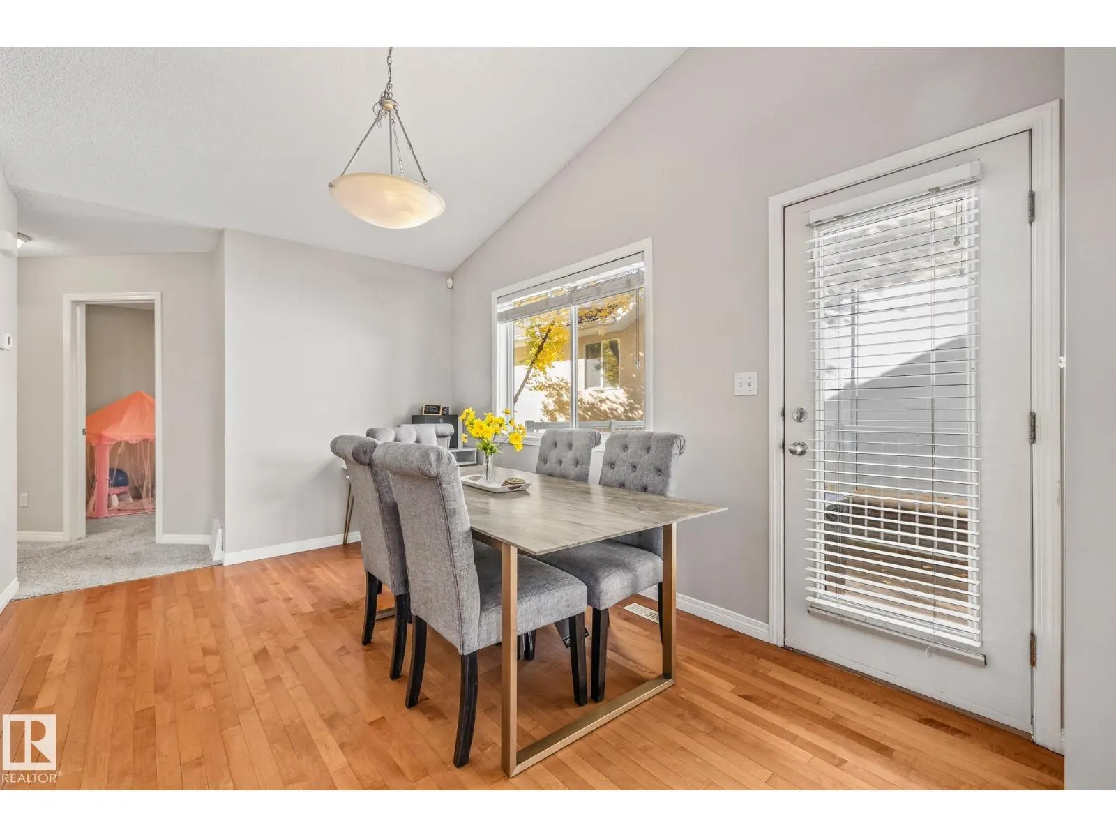 #3 303 LEGER WY NW